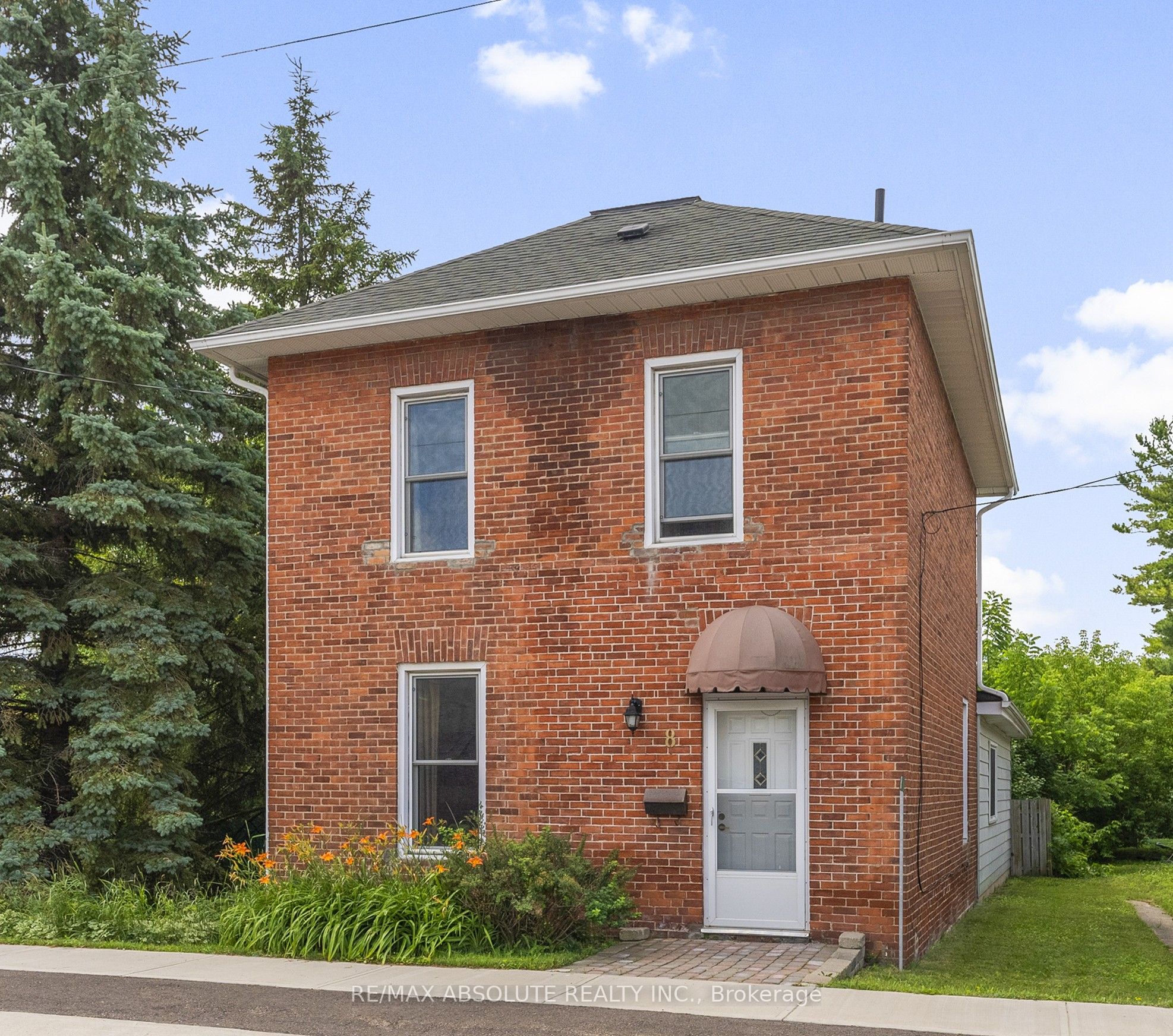 8 River Road Property Photo 1