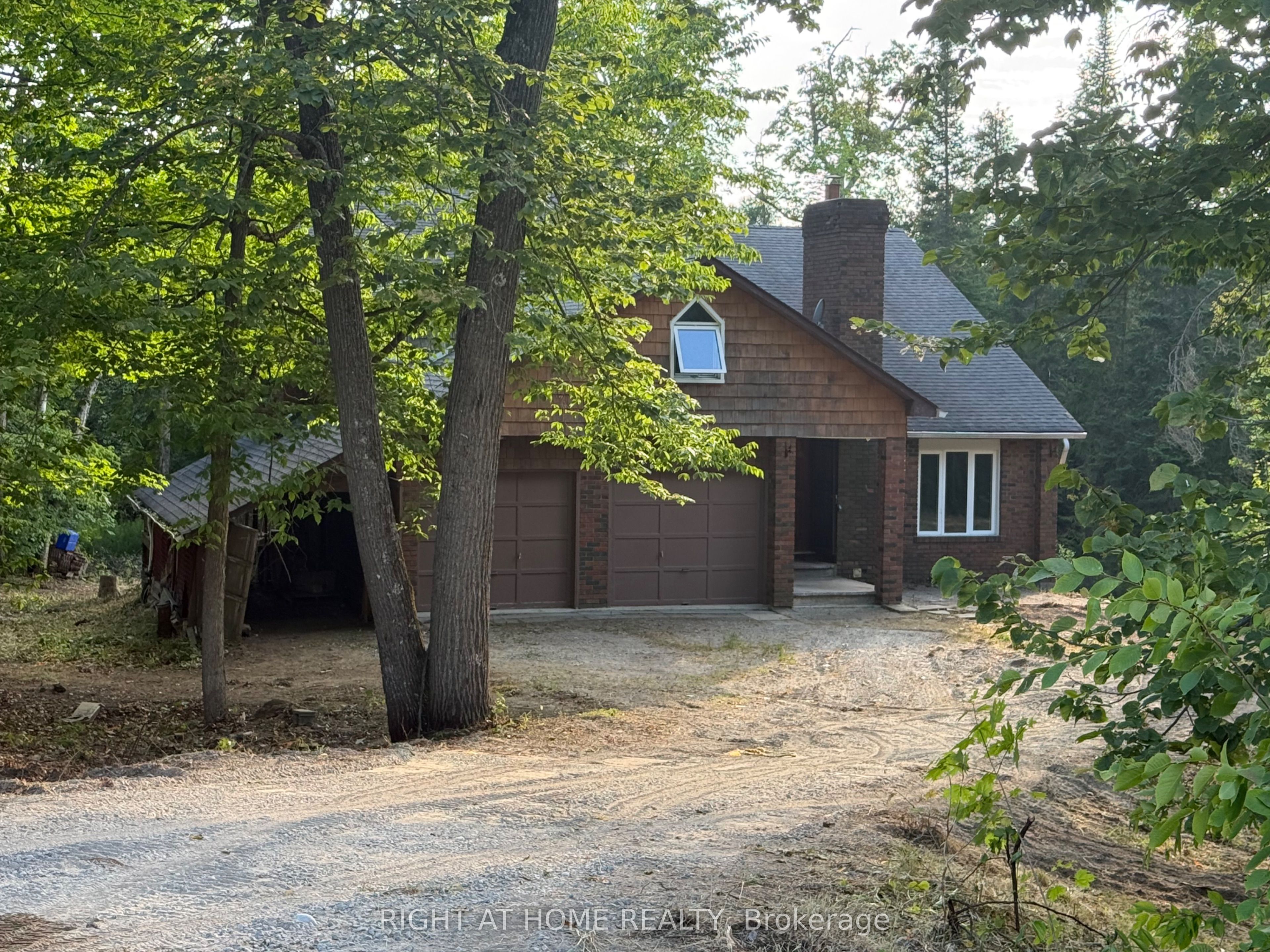 42 Edgewater Drive