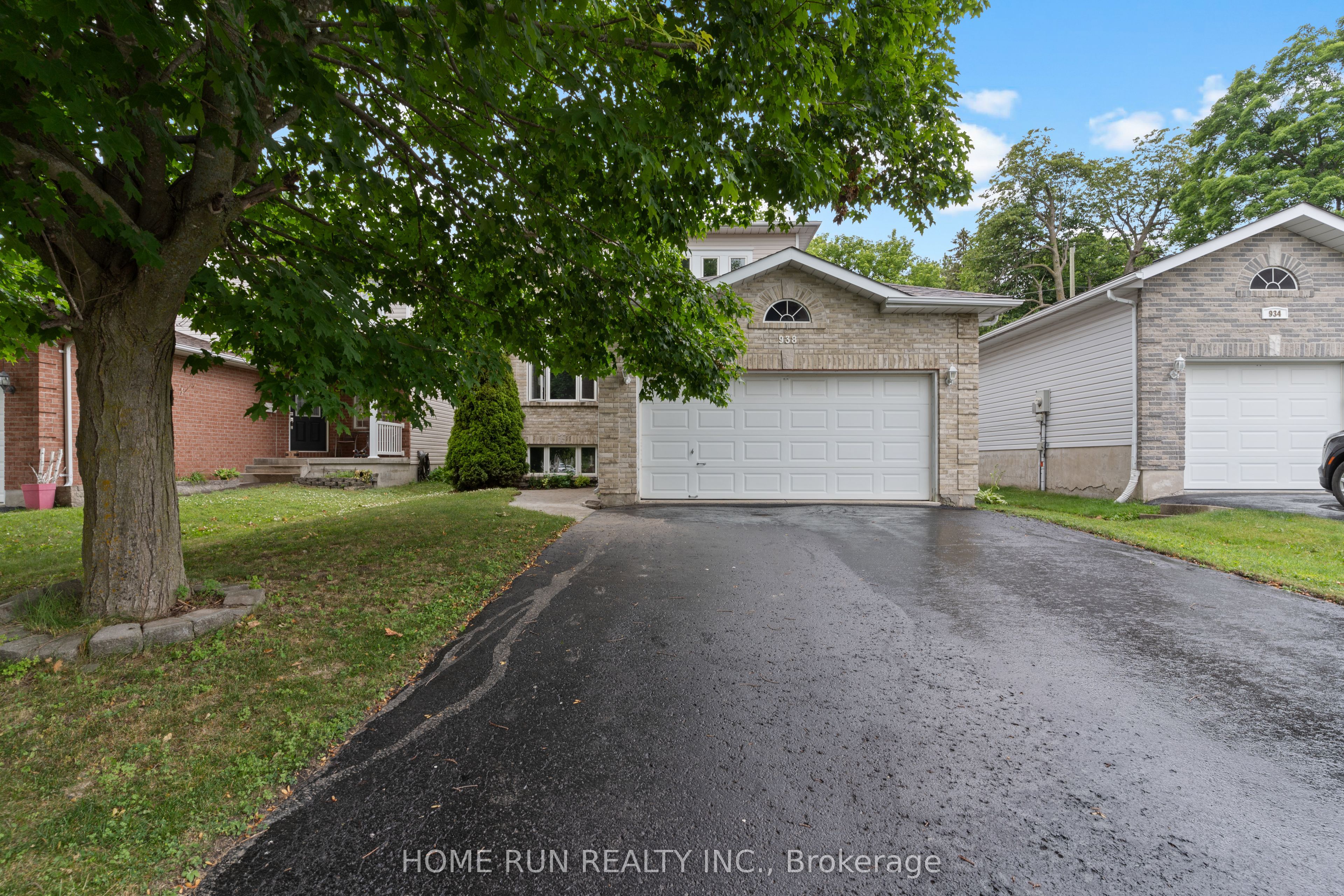 938 Lombardy St Property Photo 1
