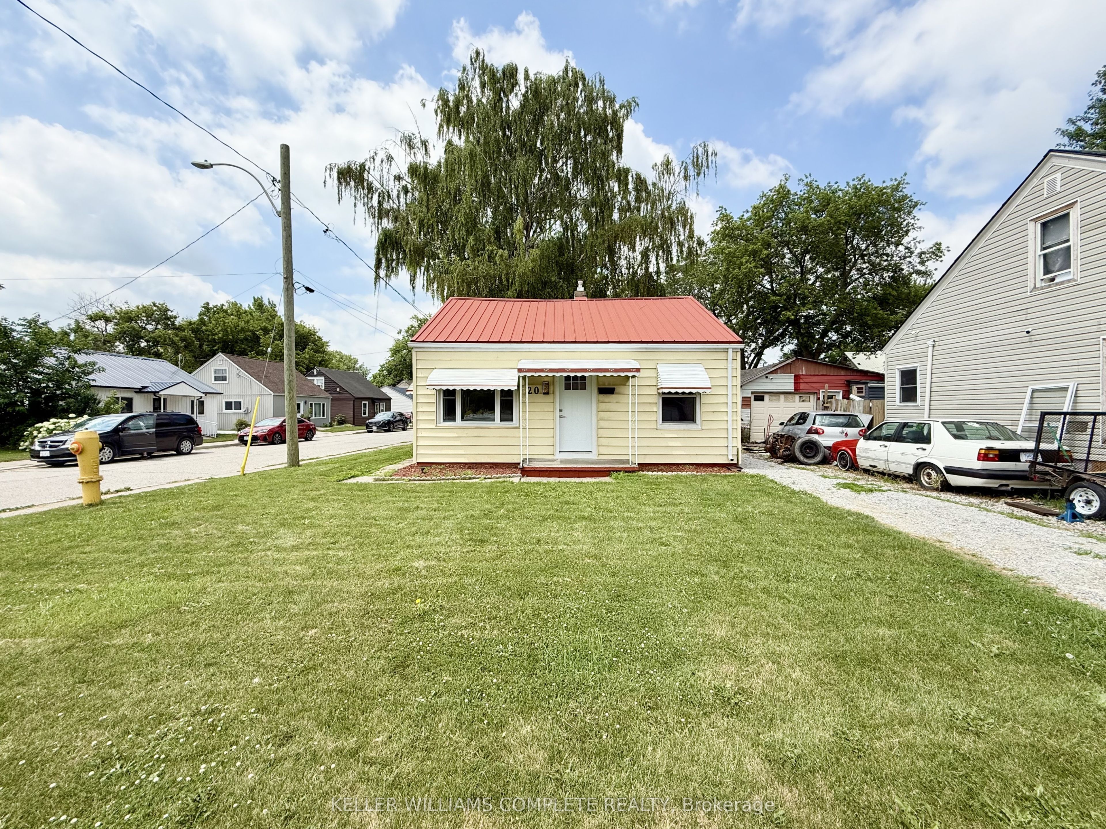 20 Mcnaughton Ave Property Photo 1