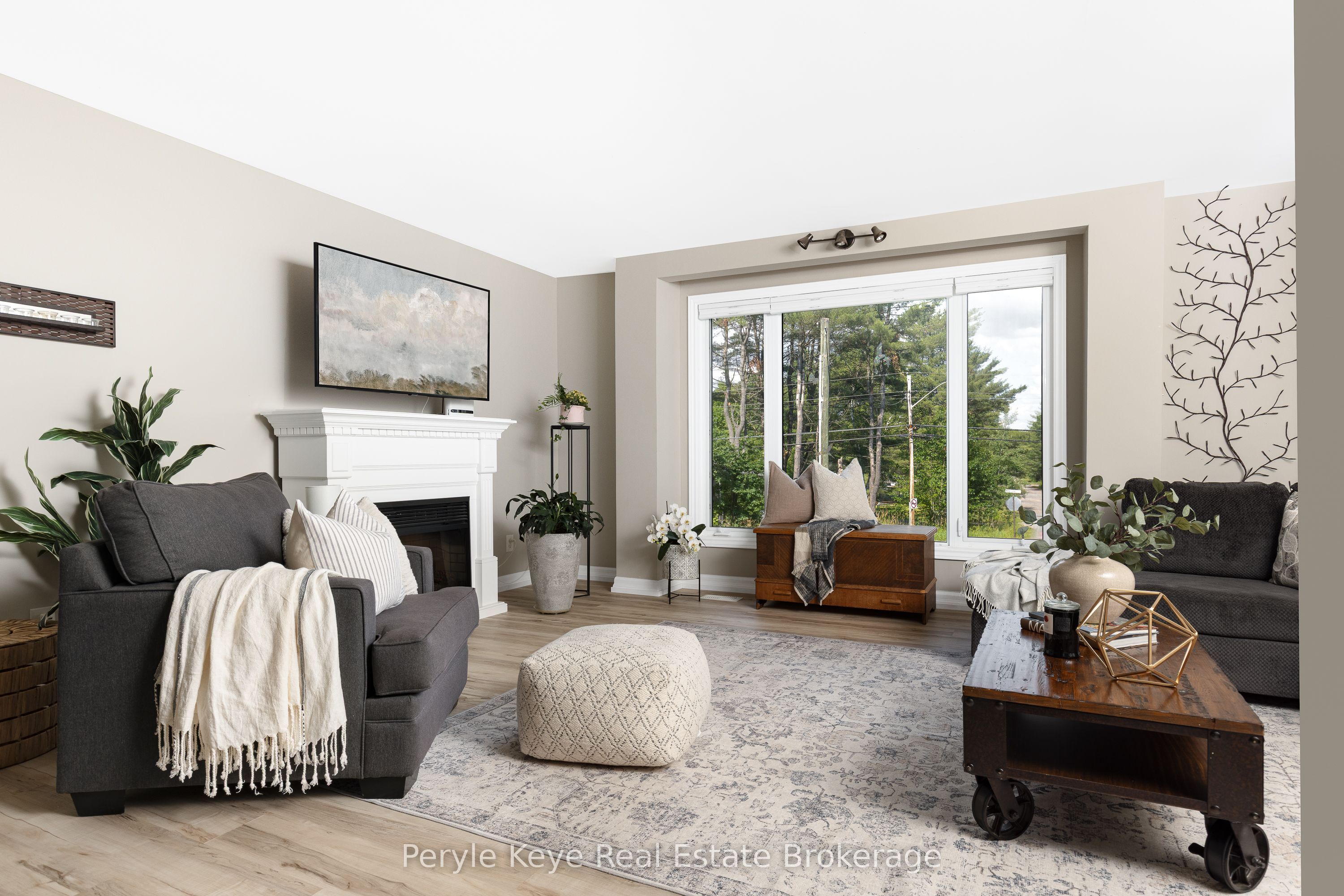 820 Manitoba Street Property Photo 1