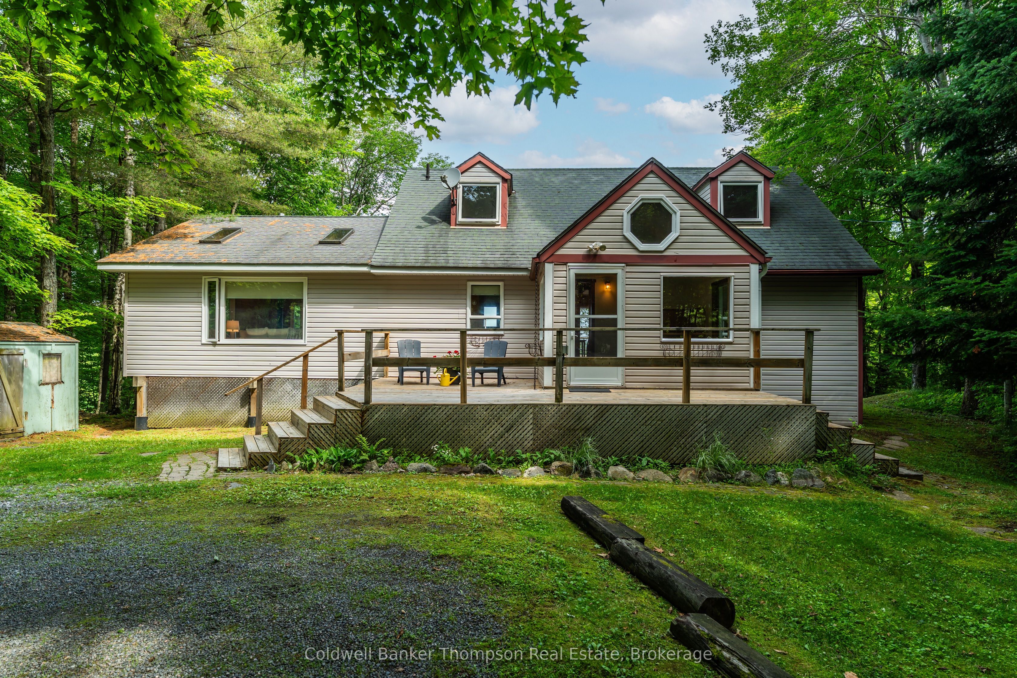 1090 Muskoka #10 Road Property Photo 1