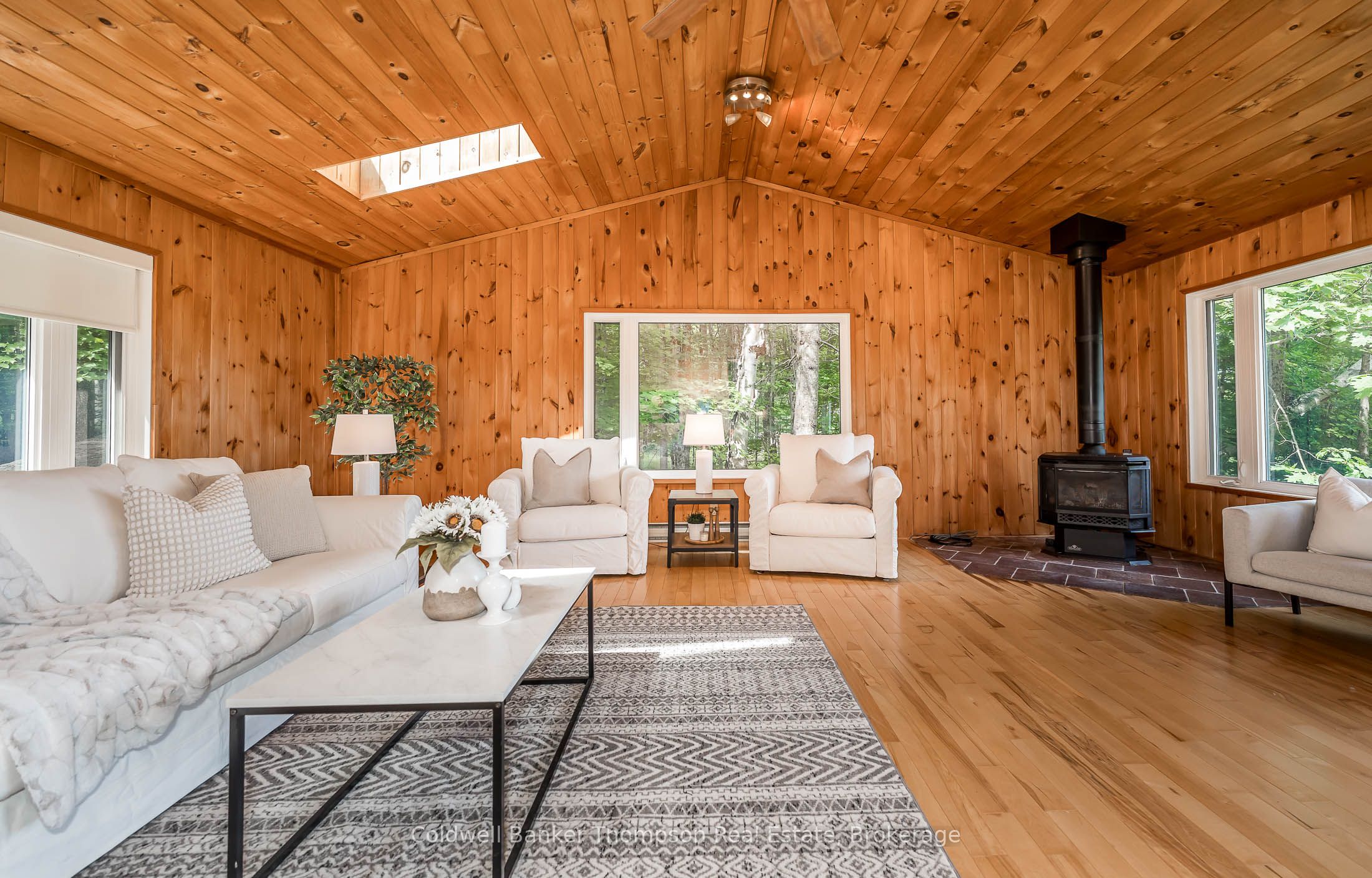 1090 Muskoka #10 Road Property Photo 3