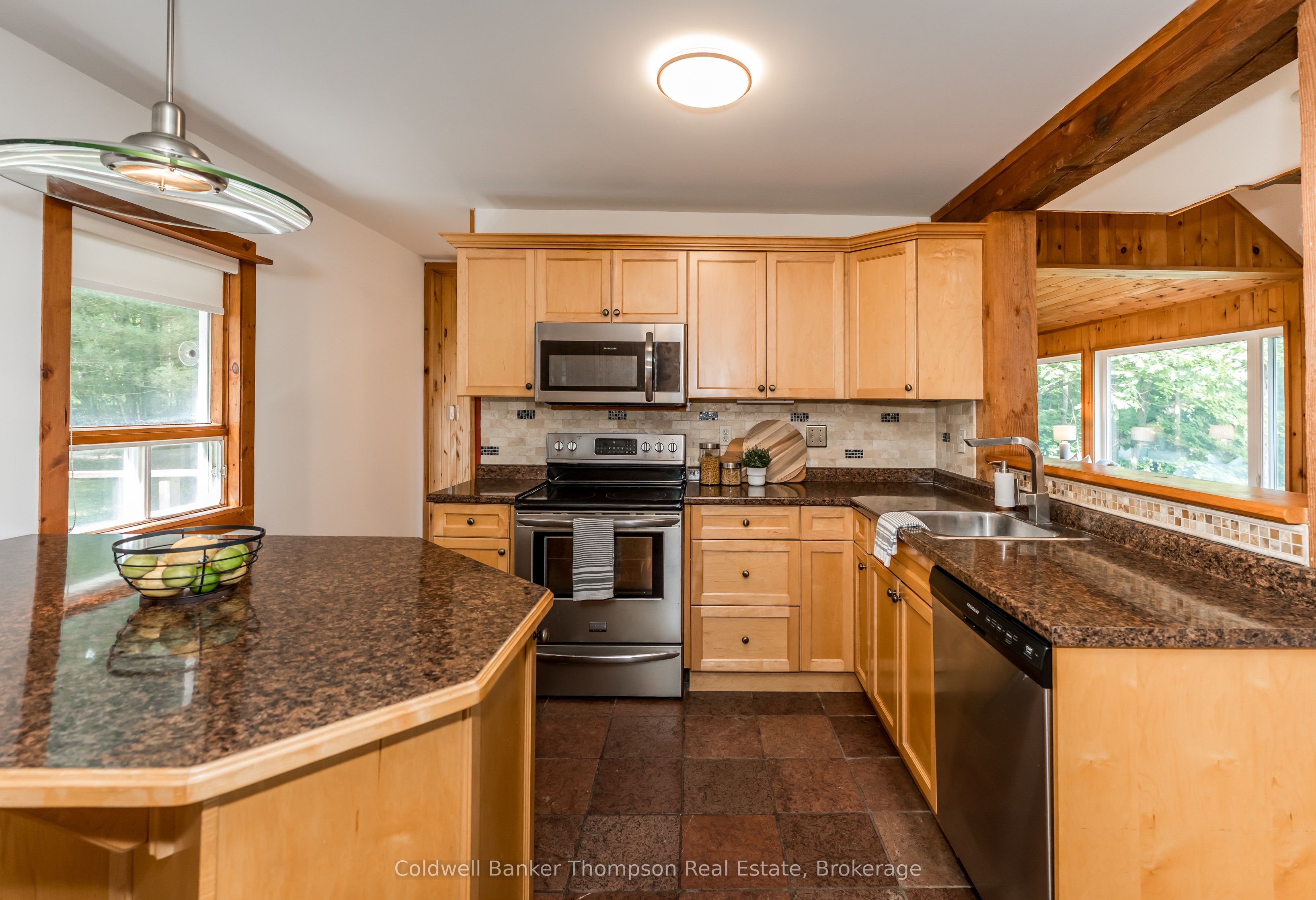 1090 Muskoka #10 Road Property Photo 8