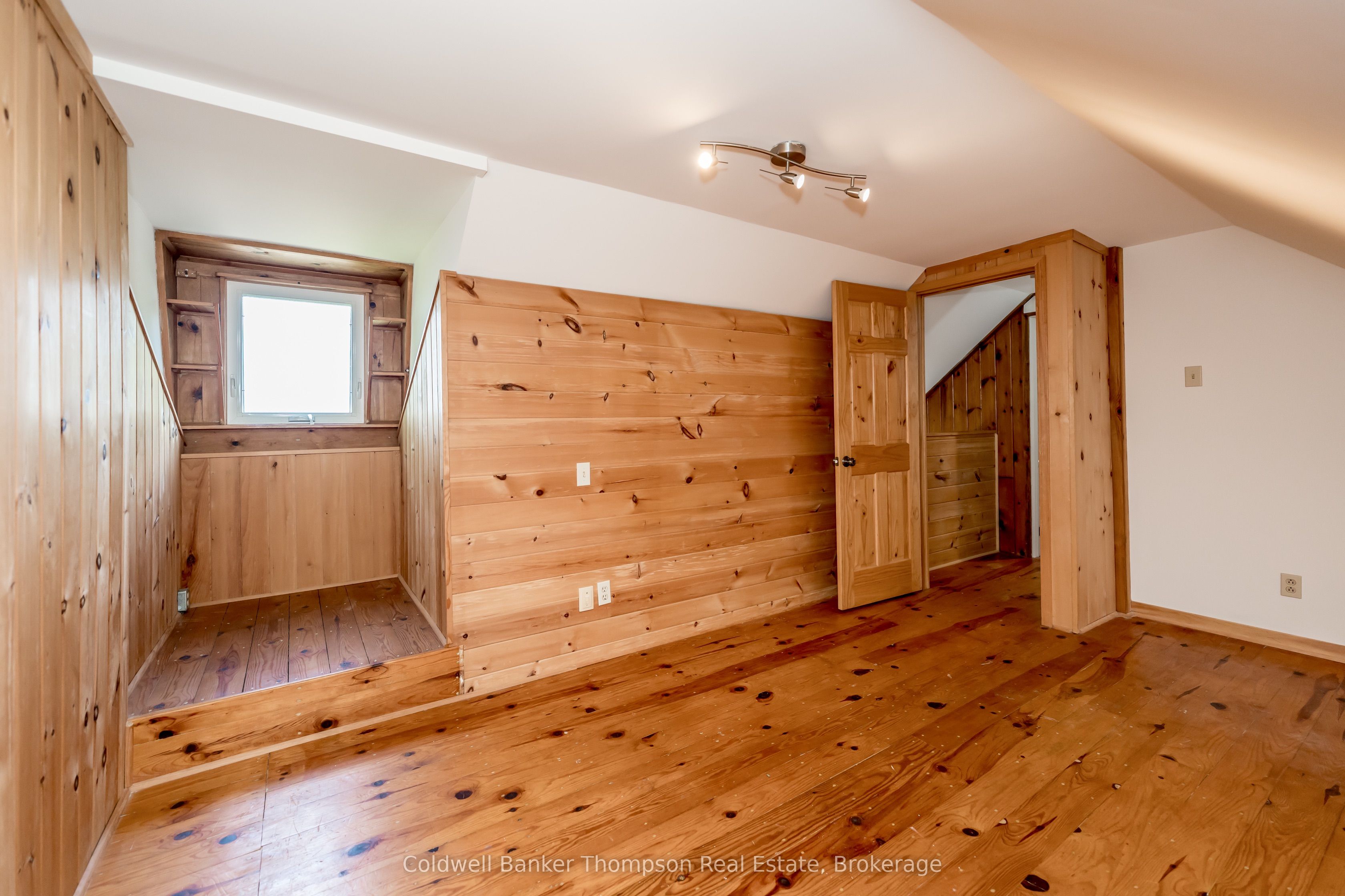 1090 Muskoka #10 Road Property Photo 25