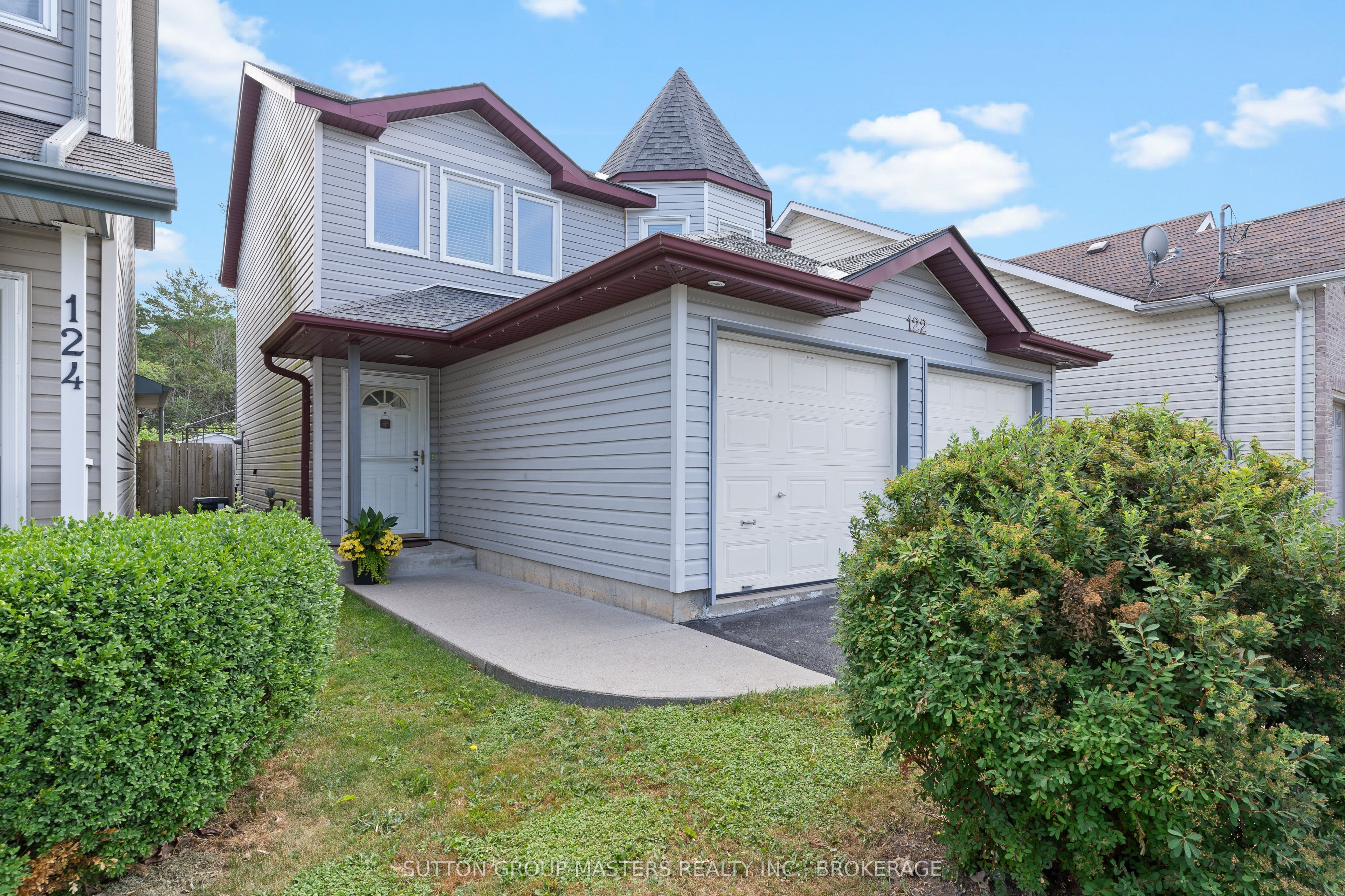 122 Sir John Johnson Drive Property Photo 1