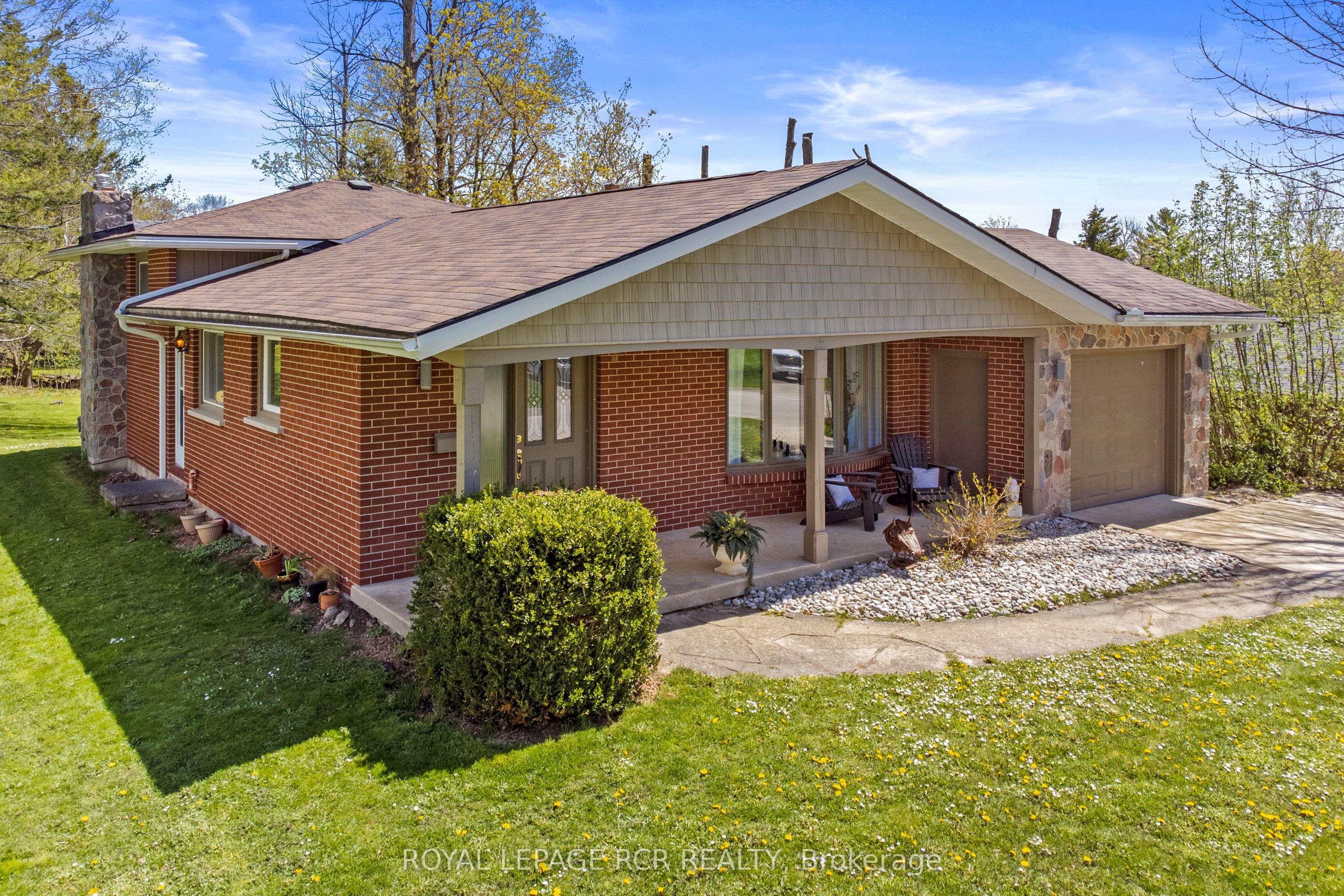 709 Mcnaughton Street Property Photo 1