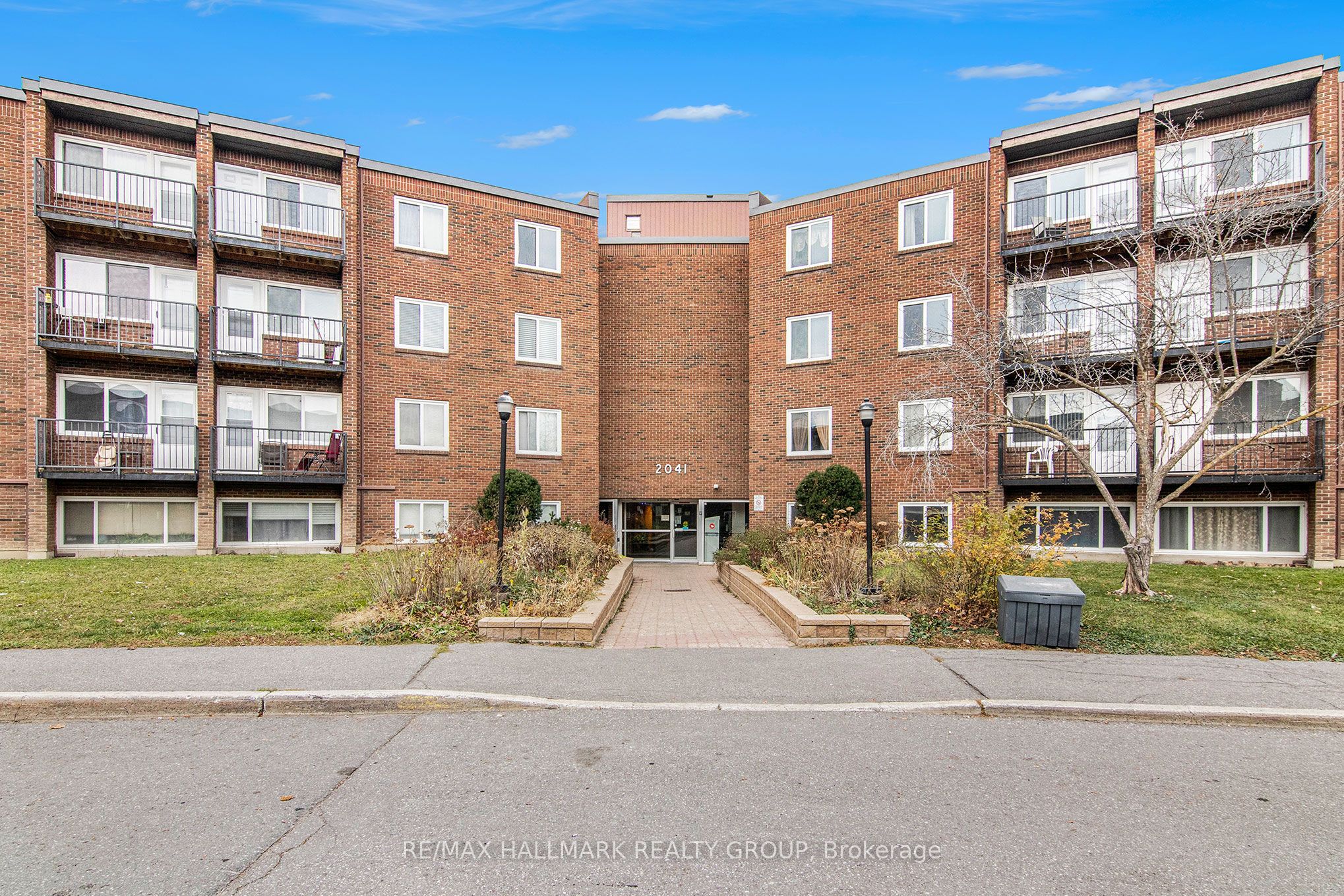 2041 Arrowsmith Dr. Drive 104a Property Photo 1