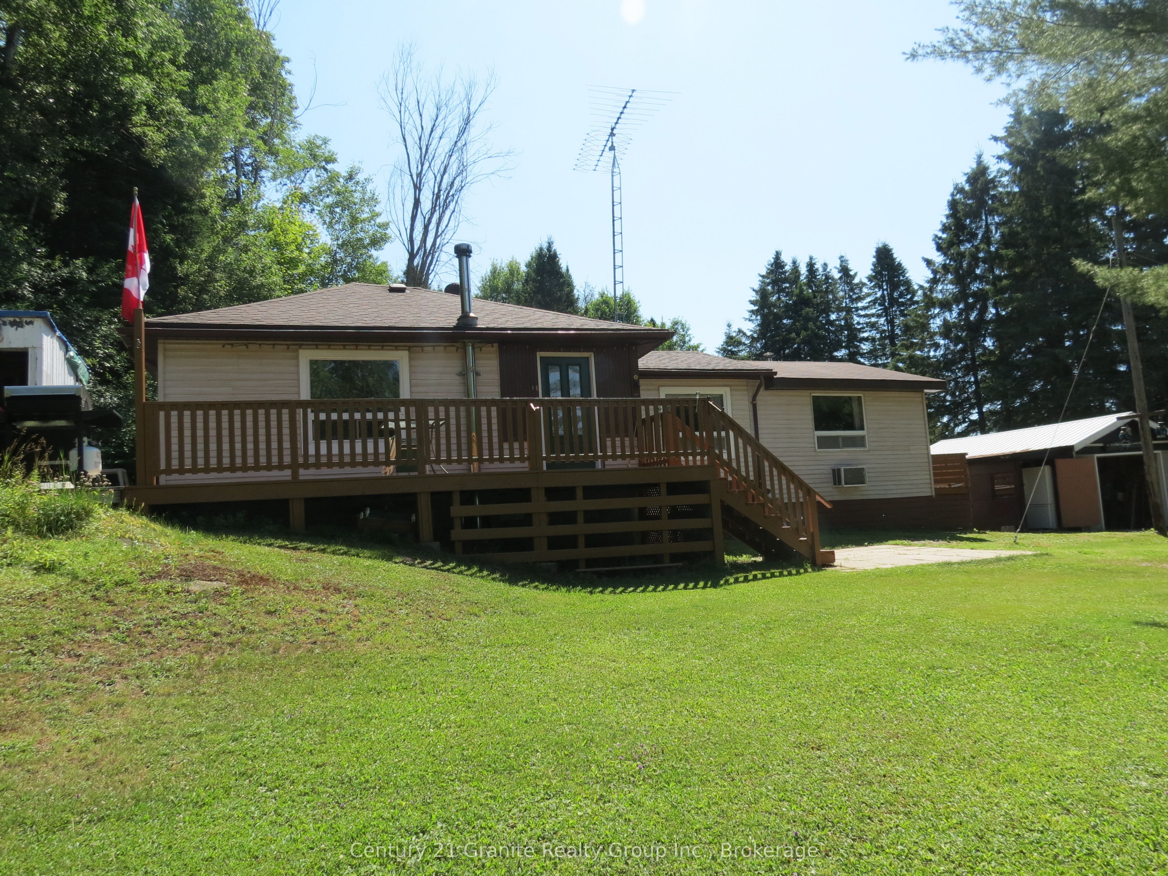 1053 Buttercup Drive Property Photo 1