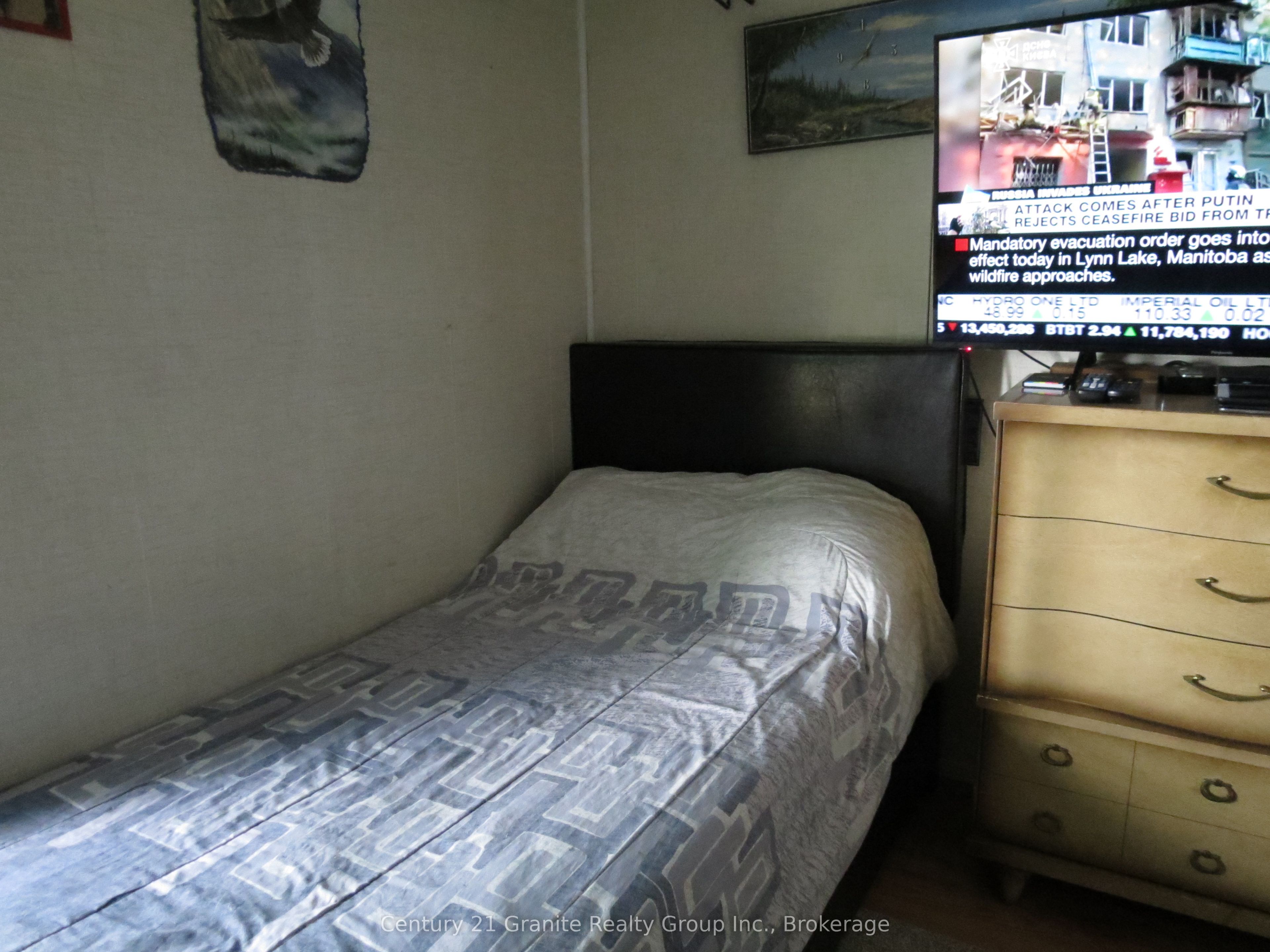 1053 Buttercup Drive Property Photo 2