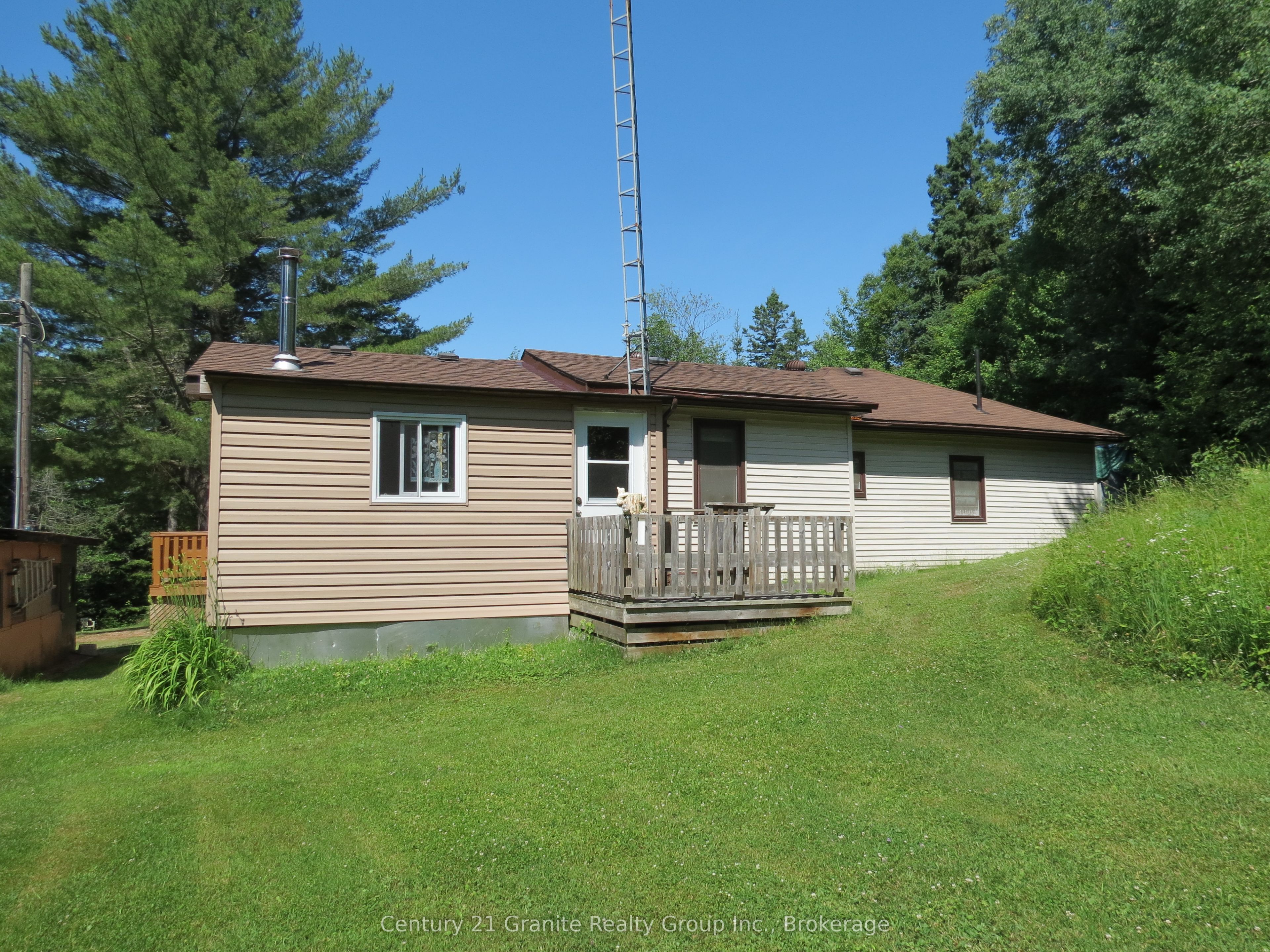 1053 Buttercup Drive Property Photo 20