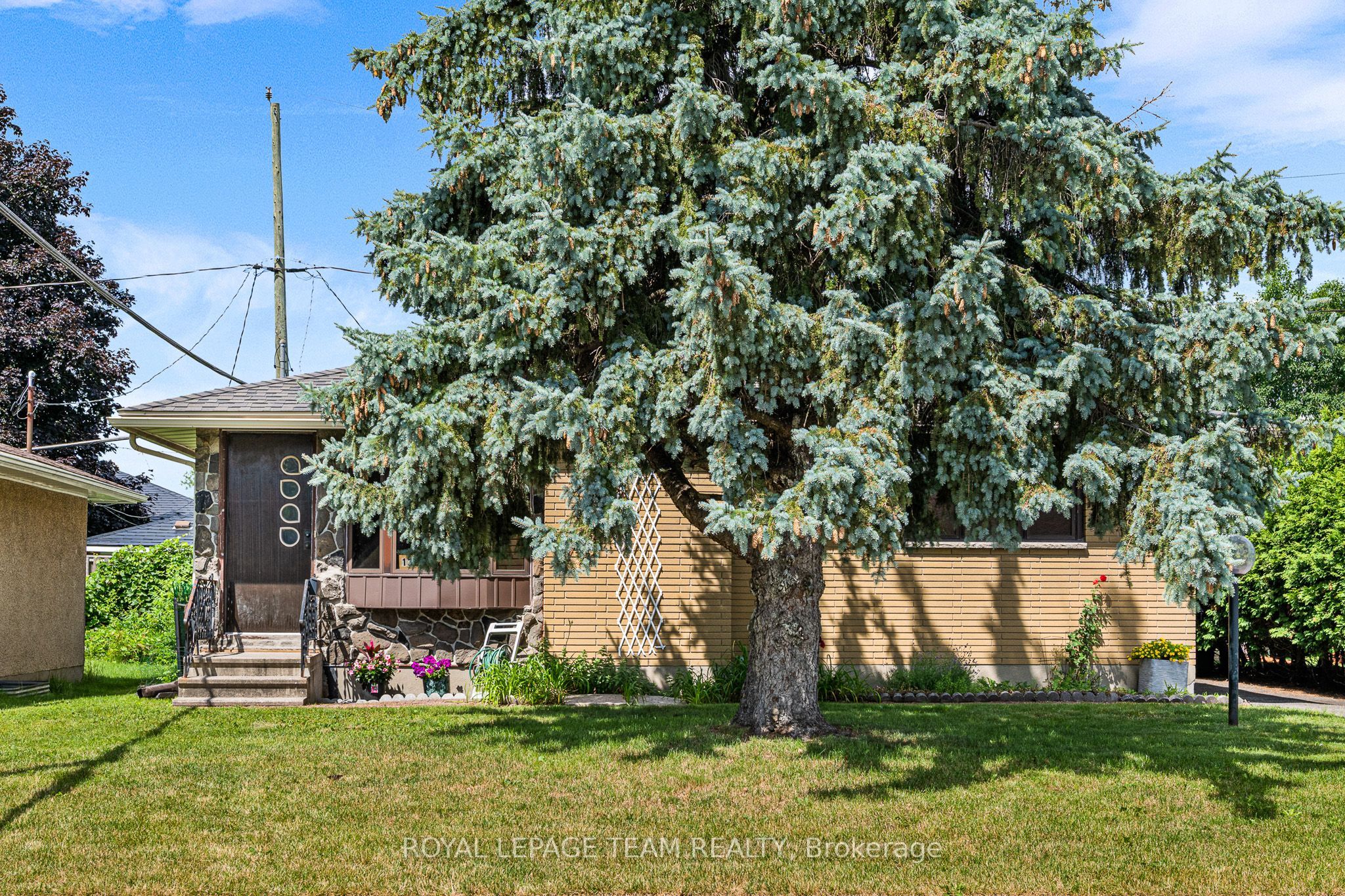 1324 P Avenue Property Photo 1