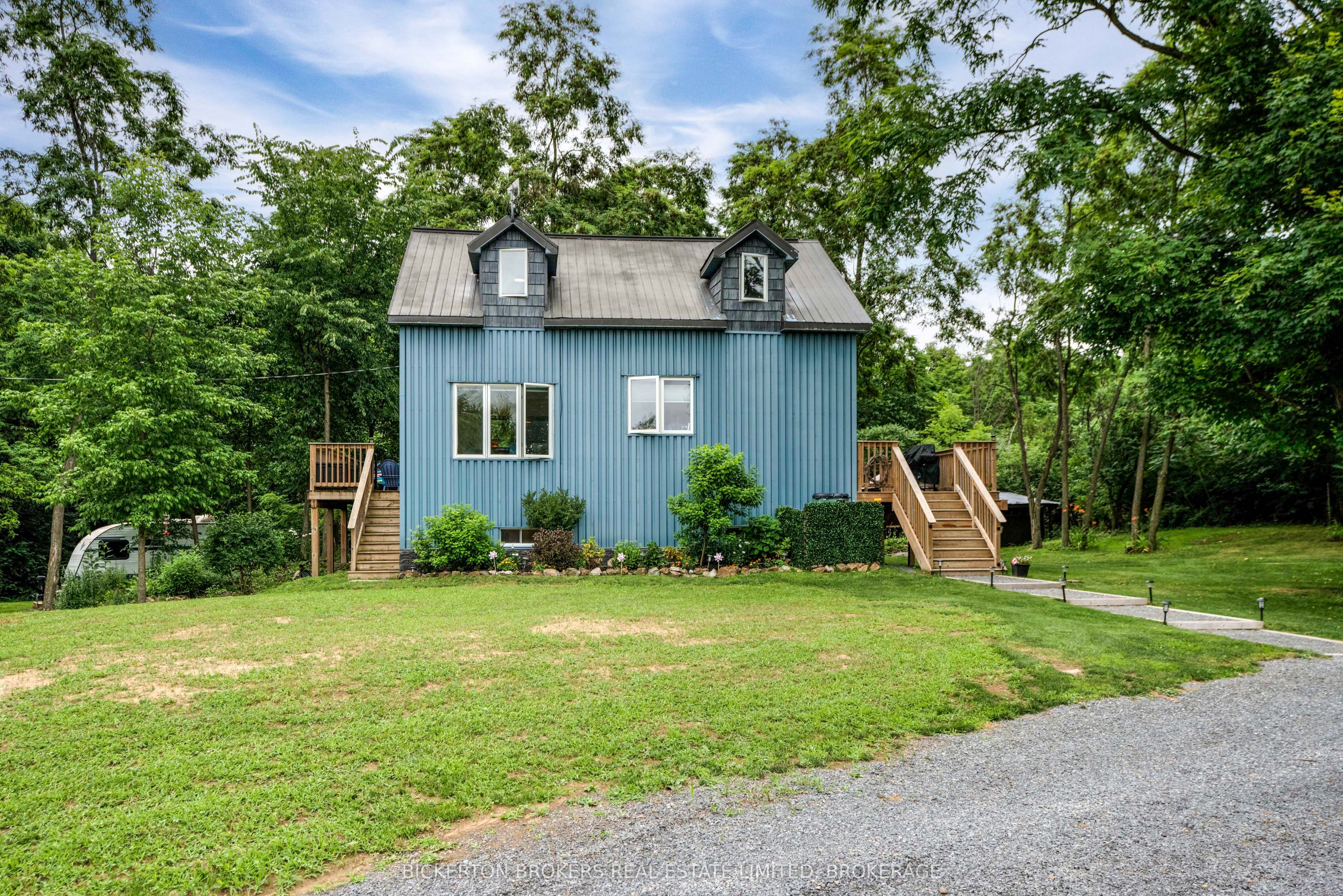 971 Fortune Line Road N Property Photo 1