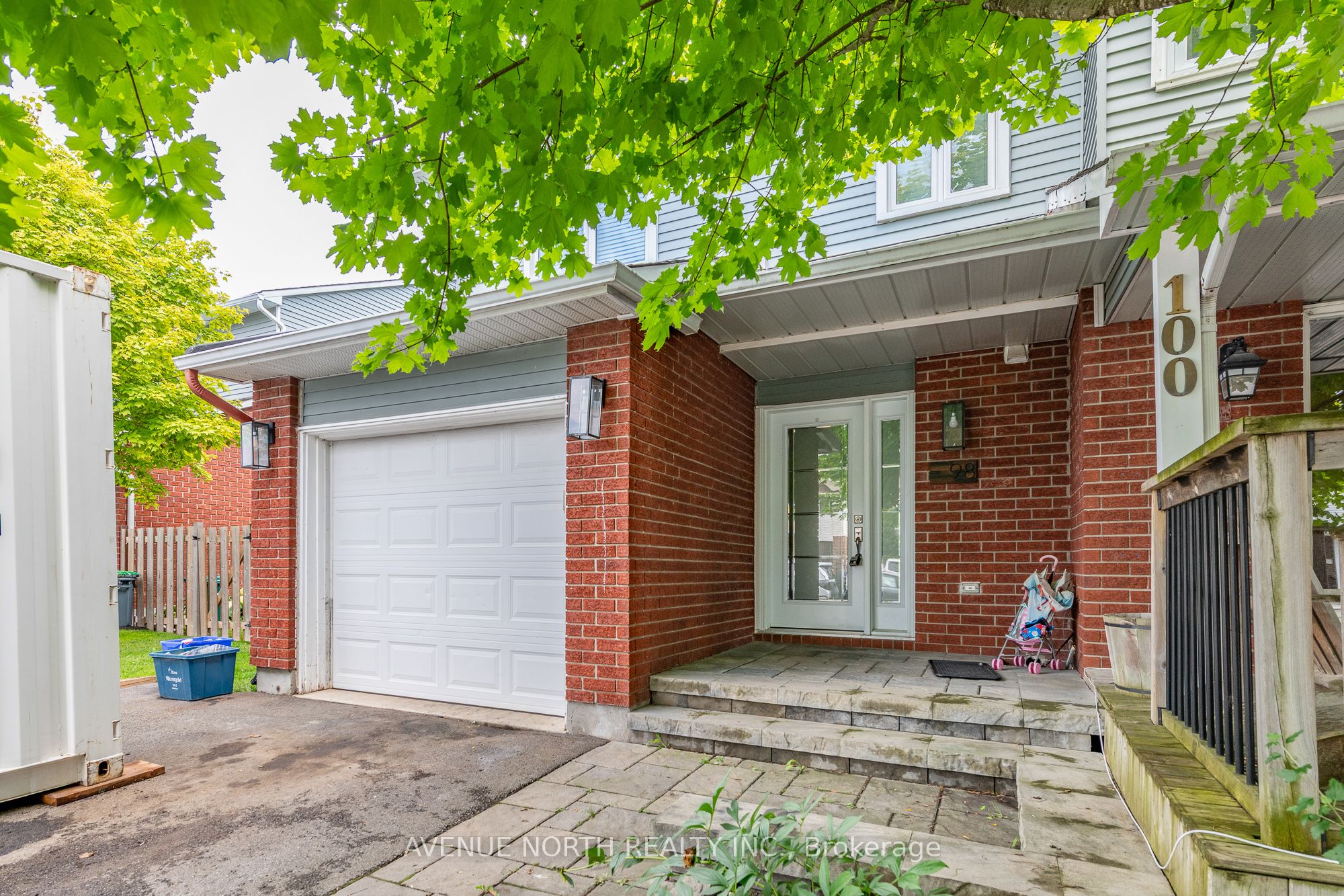 98 Pickwick Drive Property Photo 1
