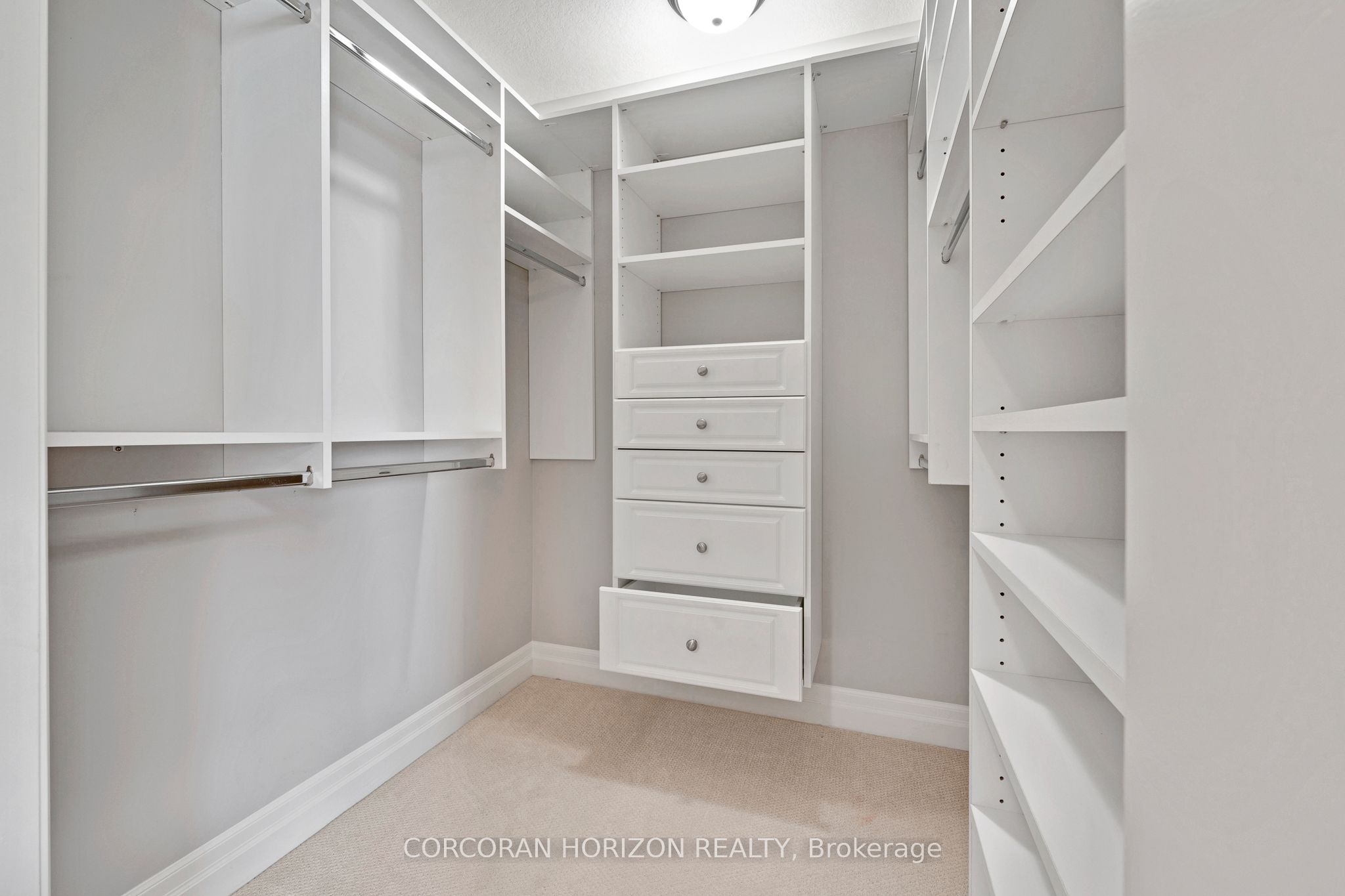 209 River Birch Street Property Photo 14
