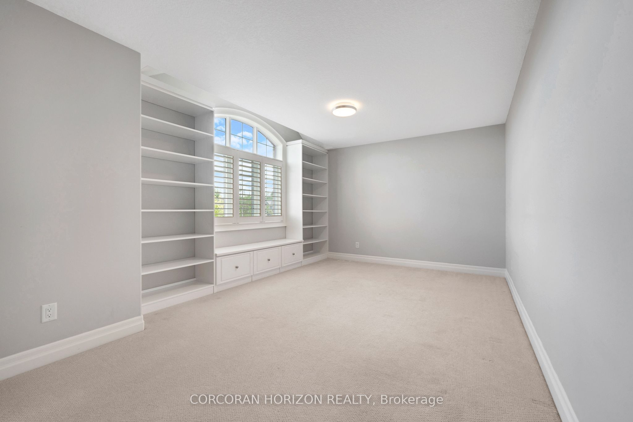 209 River Birch Street Property Photo 17