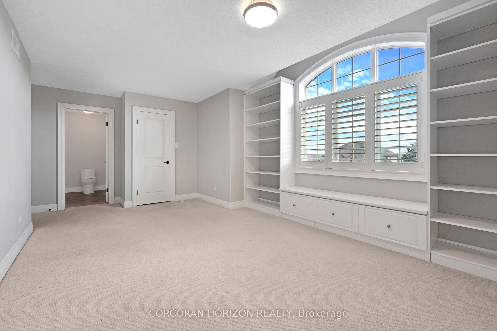 209 River Birch Street Property Photo 18