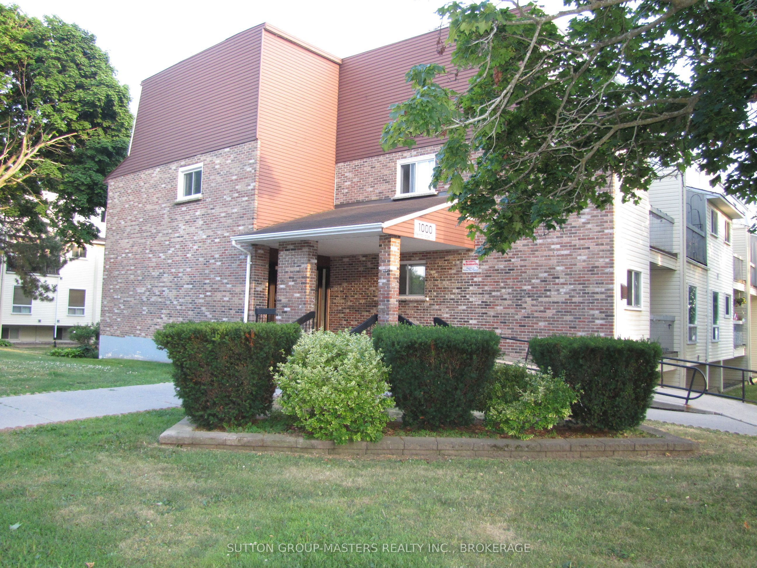 1000 Pembridge Cres Property Photo 1