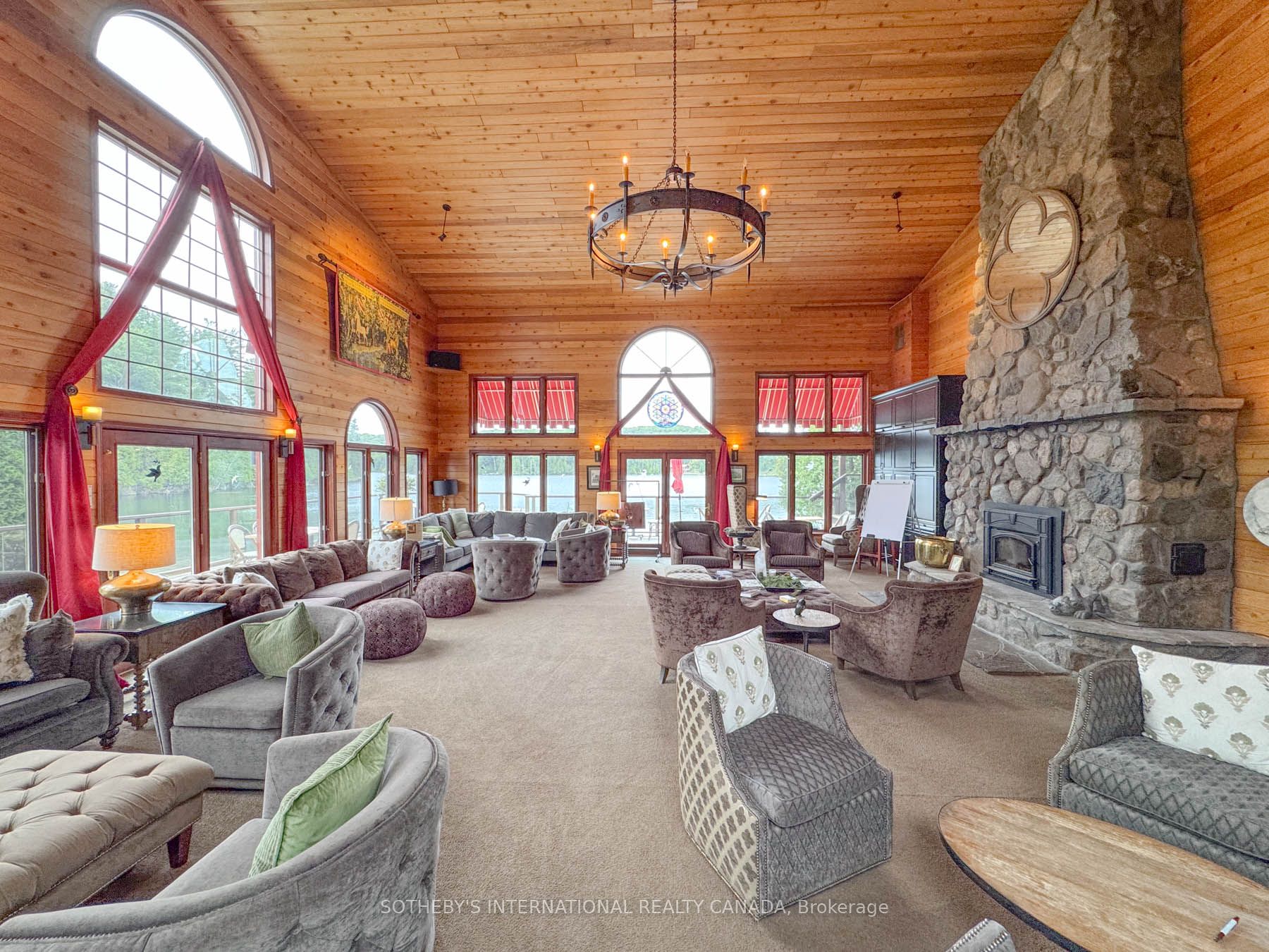 2004a Property Photo 4