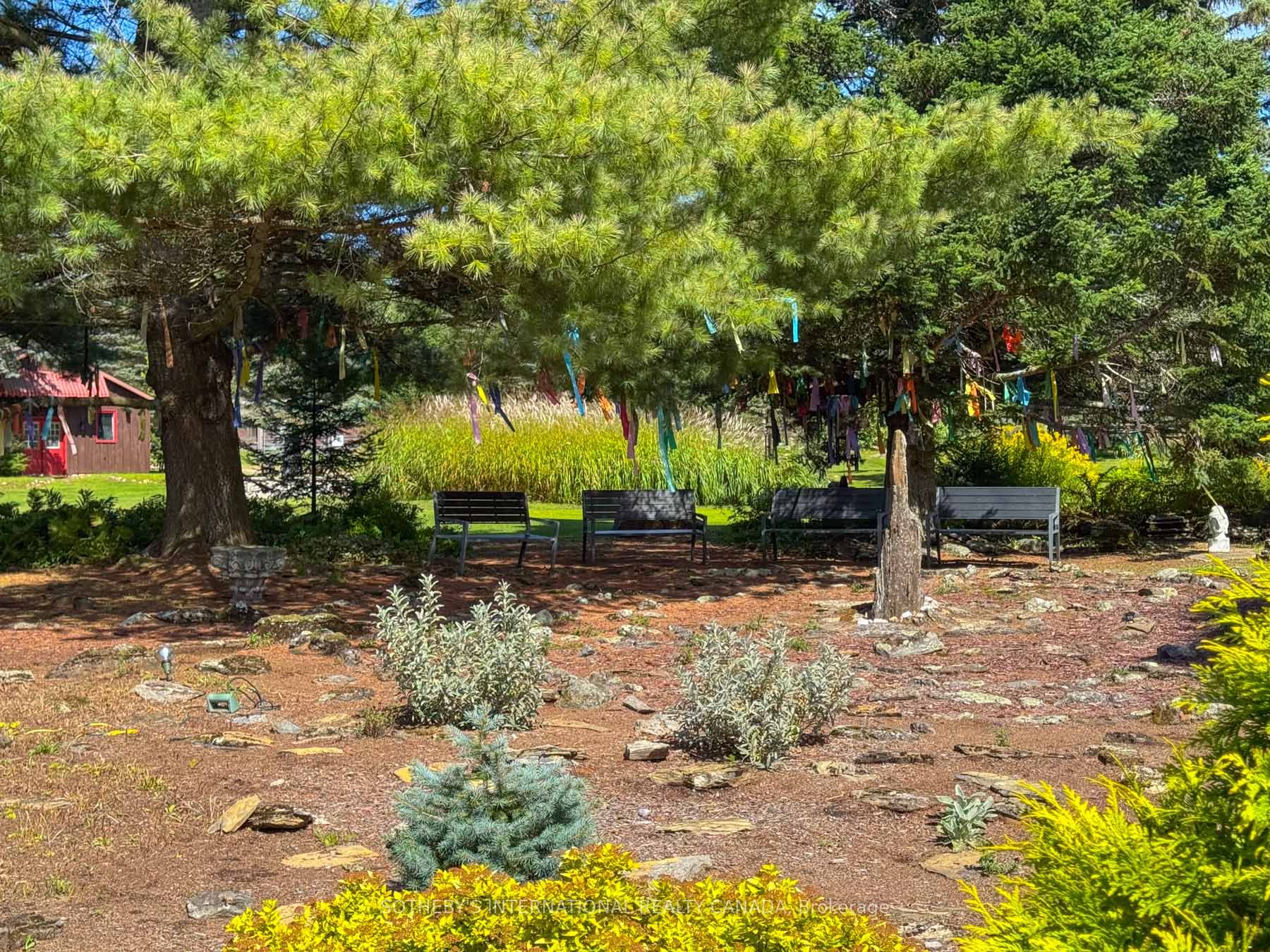 2004a Property Photo 16