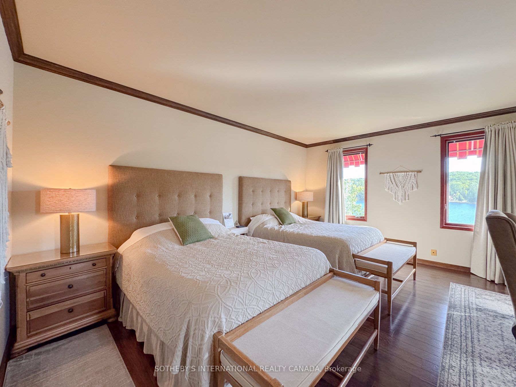 2004a Property Photo 25