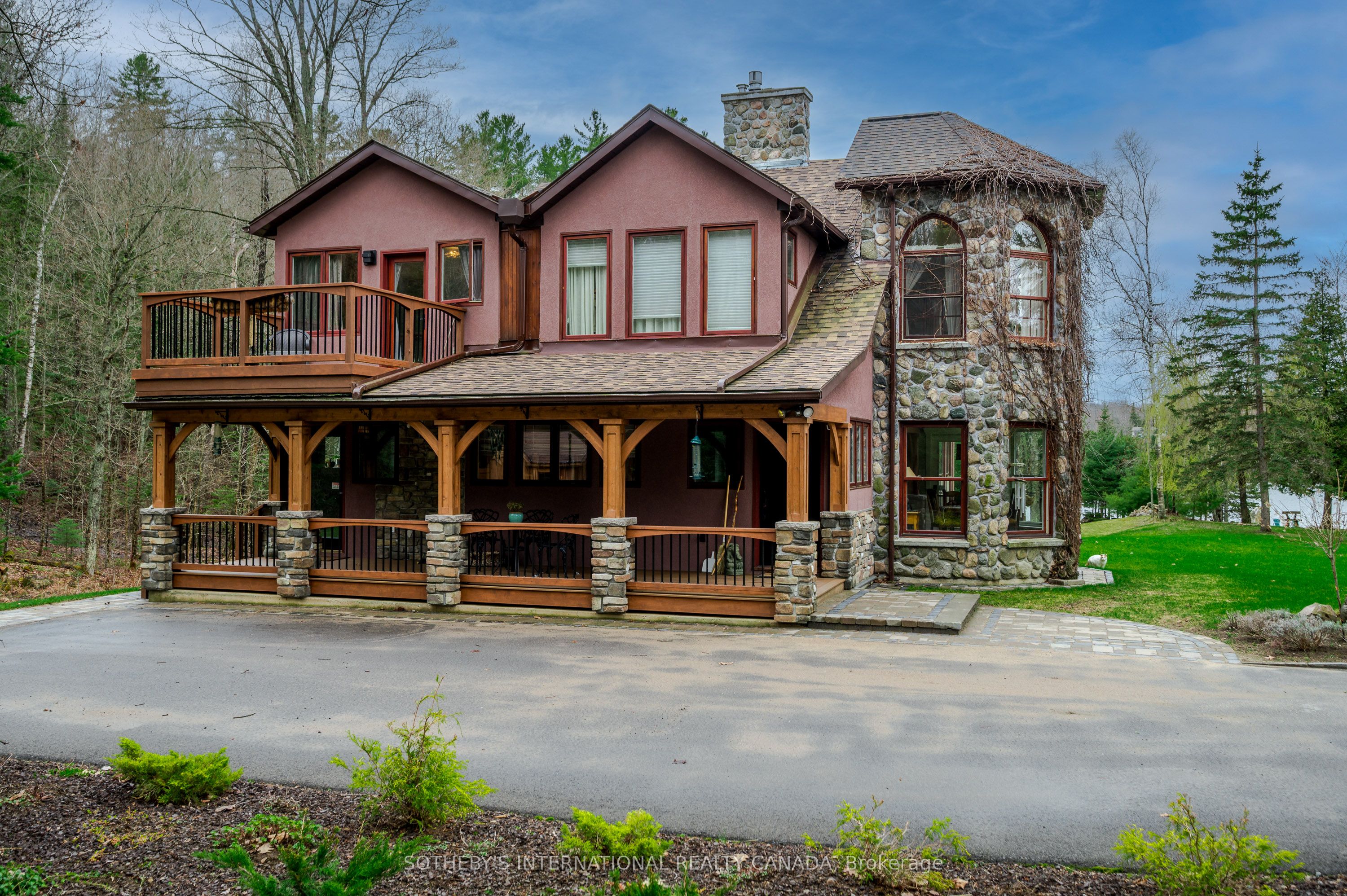 2004a Property Photo 35