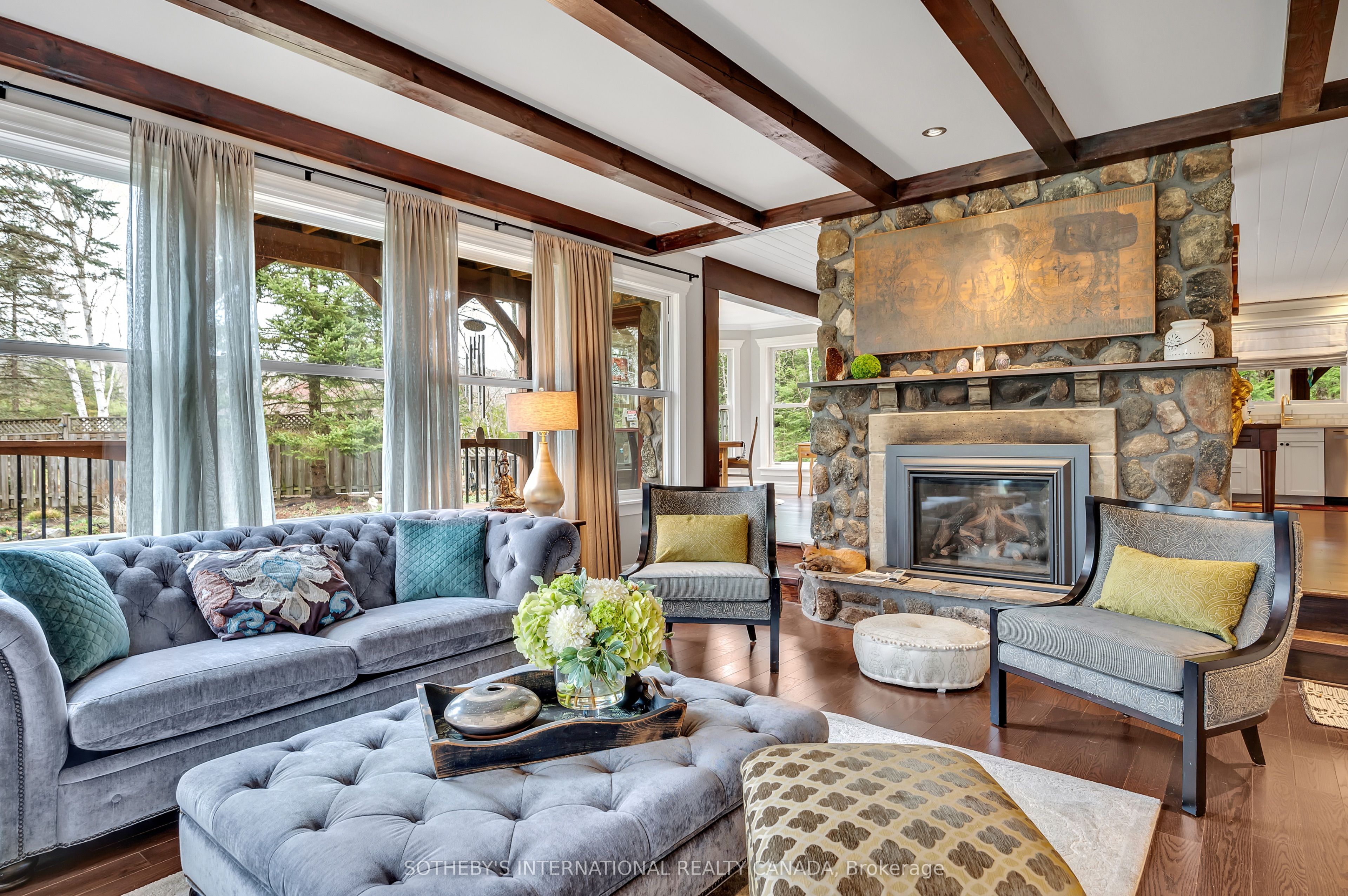 2004a Property Photo 38