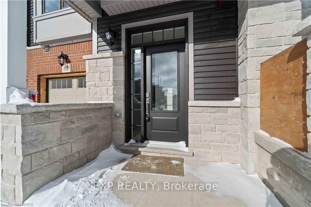 10 Birmingham Drive 62 Property Photo 2