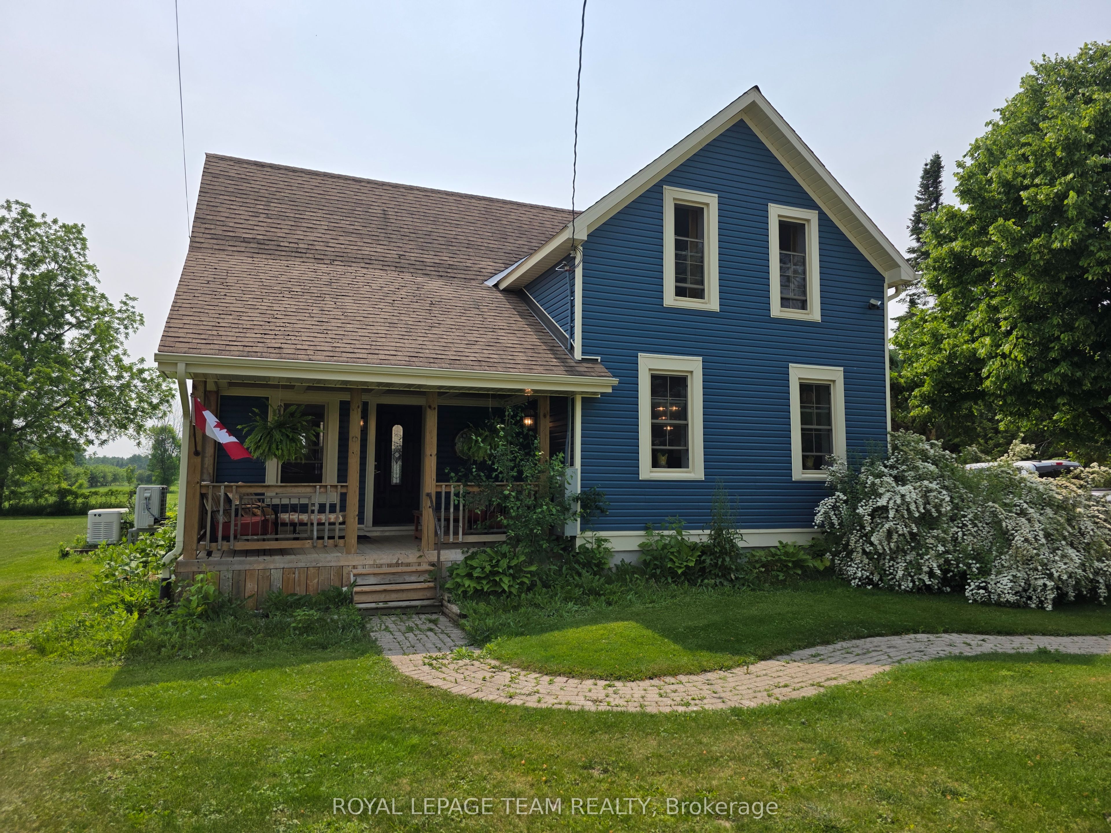 52 Main St