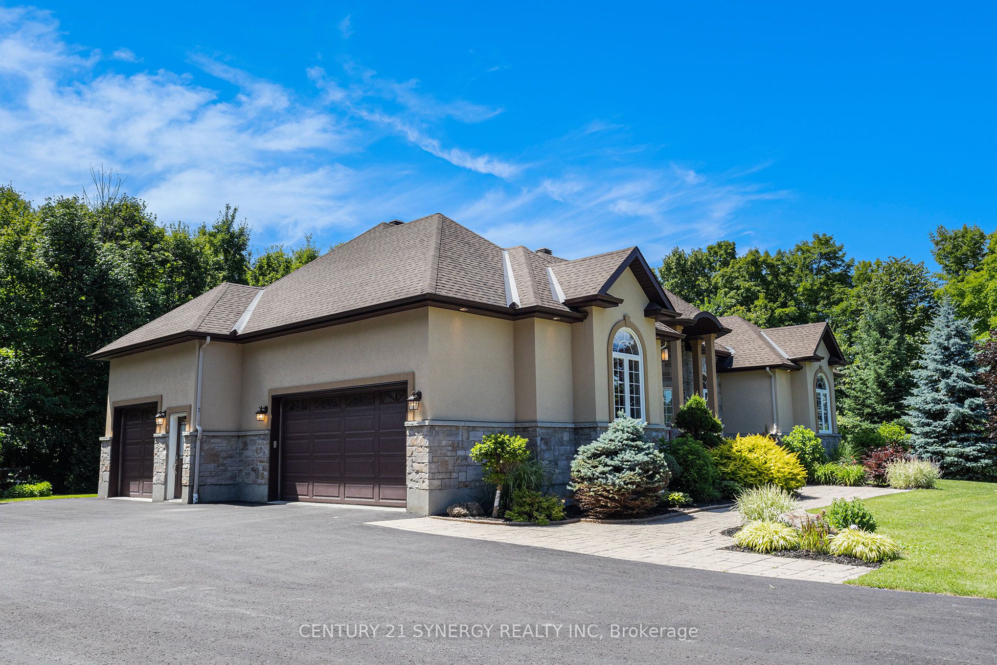 2365 Stoney Lane Property Photo 4