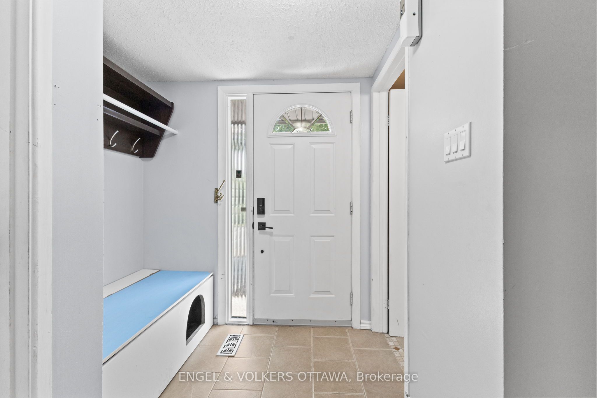 3205 Uplands Drive 3 Property Photo 3