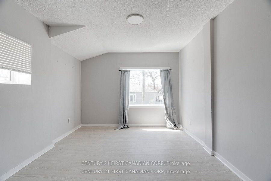 140 Rectory Street Property Photo 7