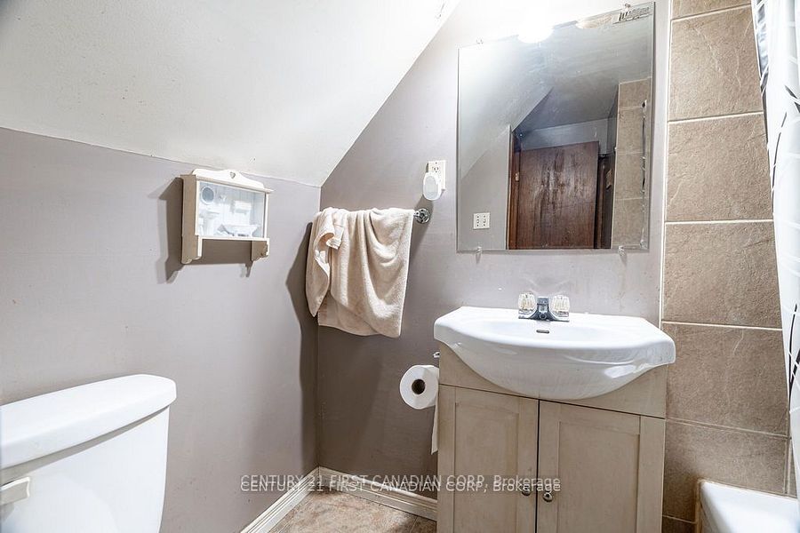 140 Rectory Street Property Photo 14