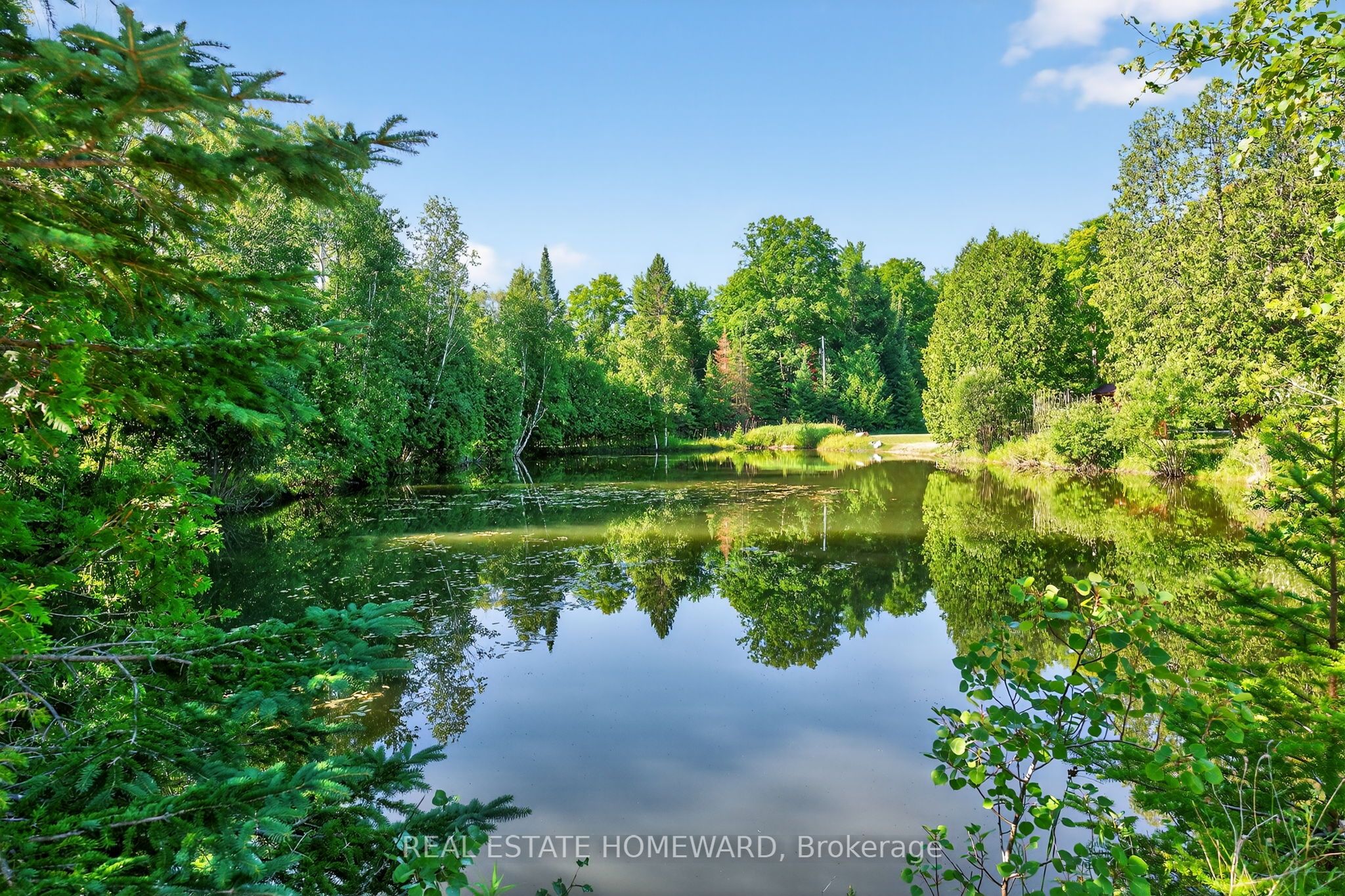 607175 River Road N Property Photo 1