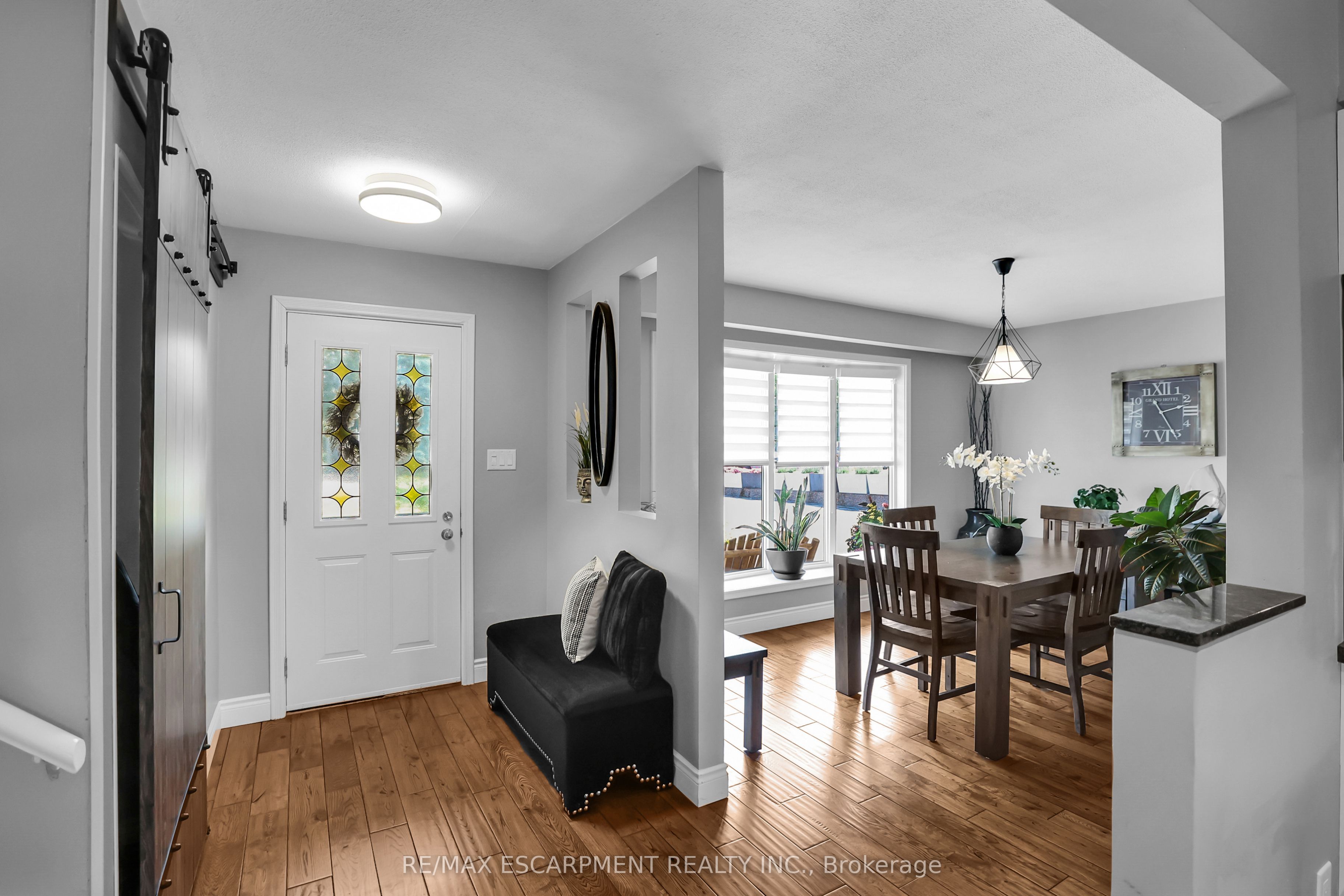 11 Hunter Road Property Photo 5