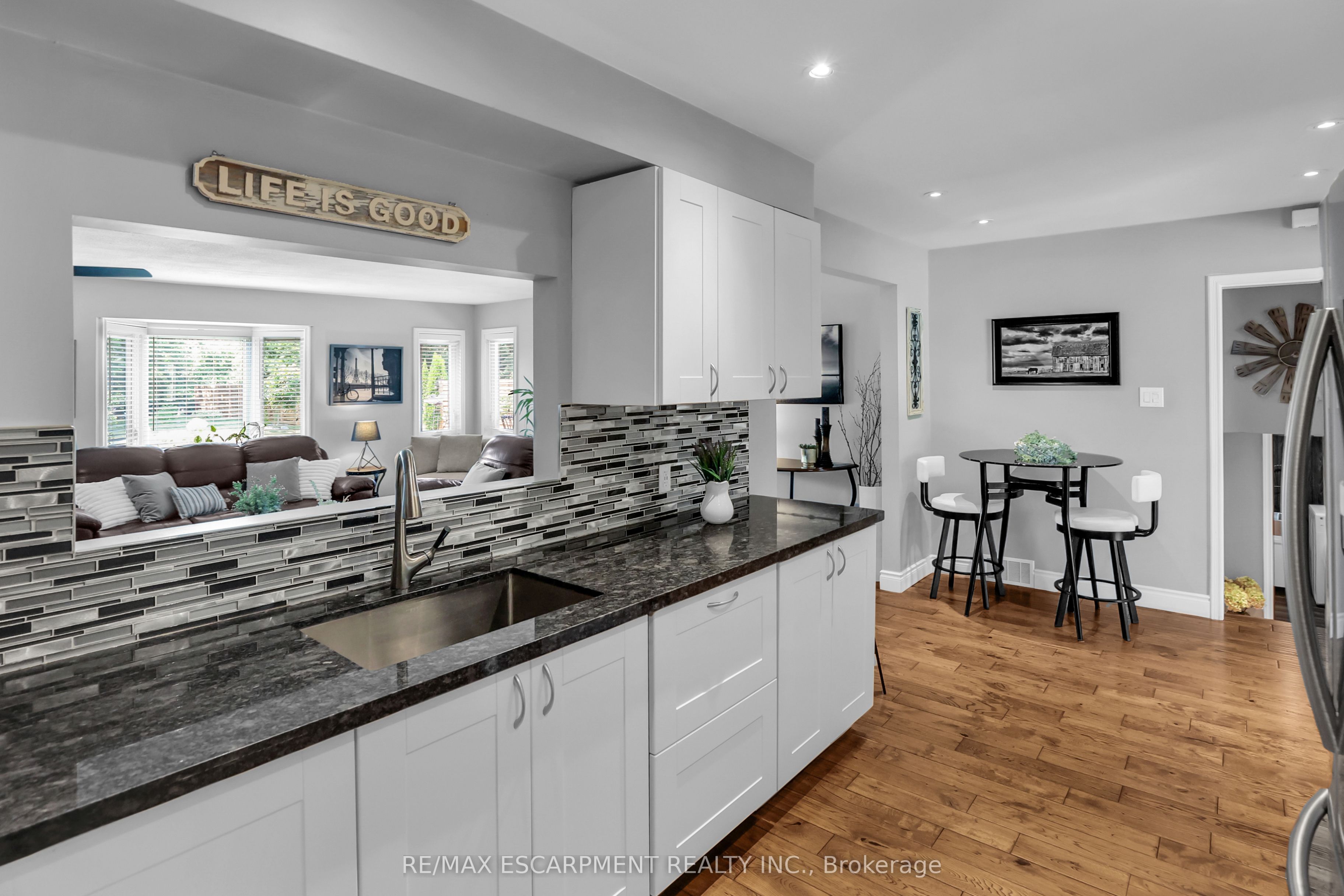 11 Hunter Road Property Photo 11