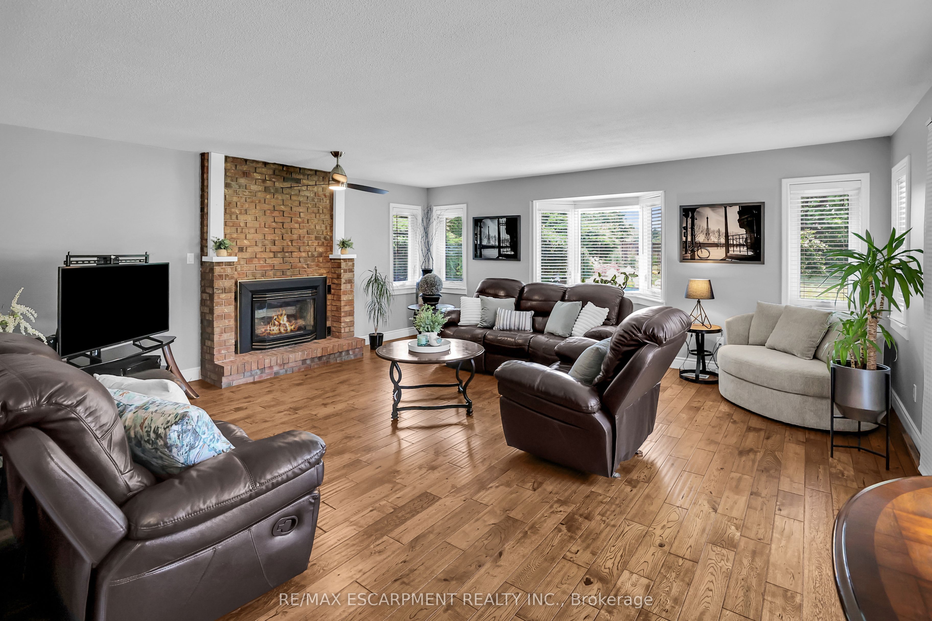 11 Hunter Road Property Photo 12