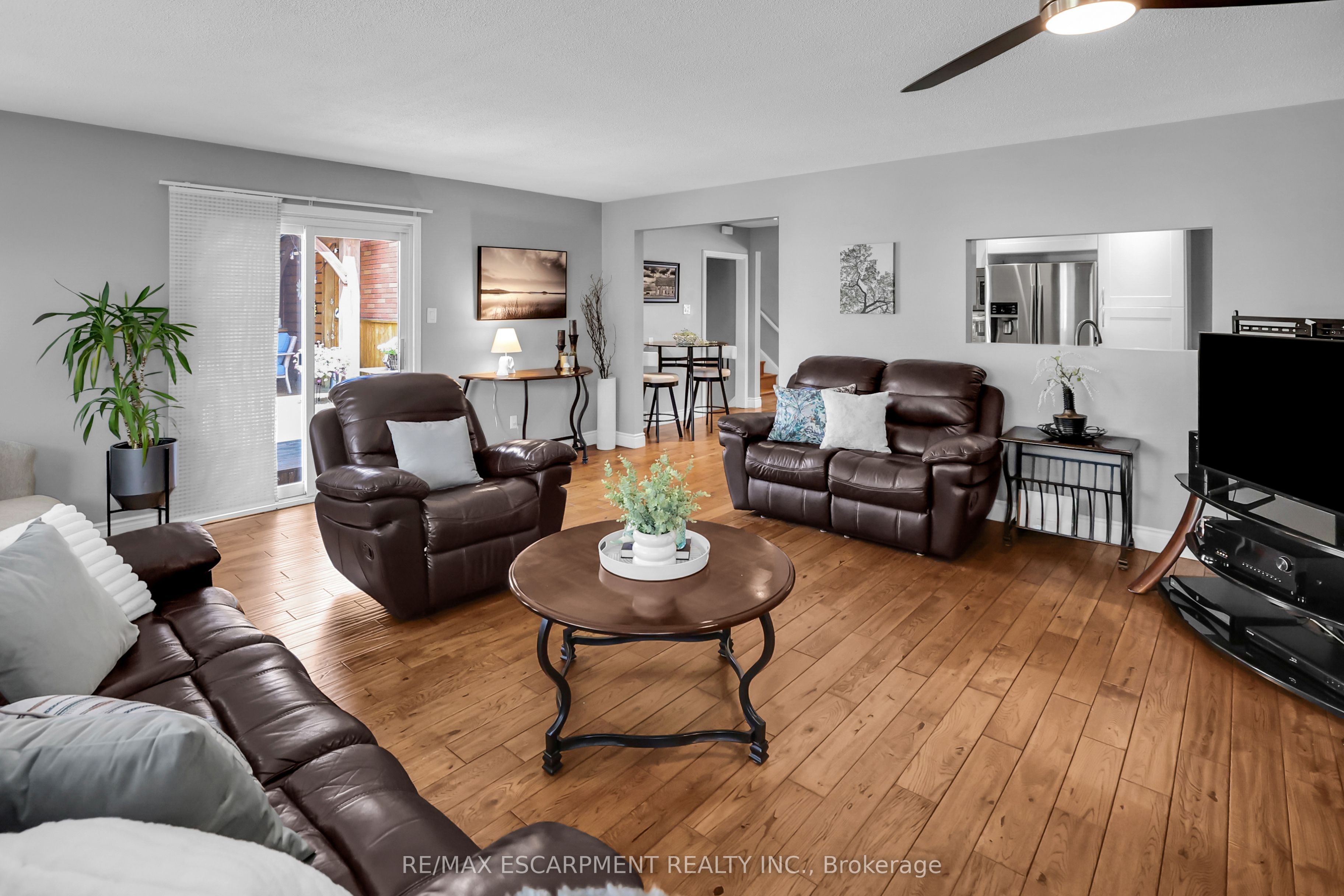 11 Hunter Road Property Photo 14