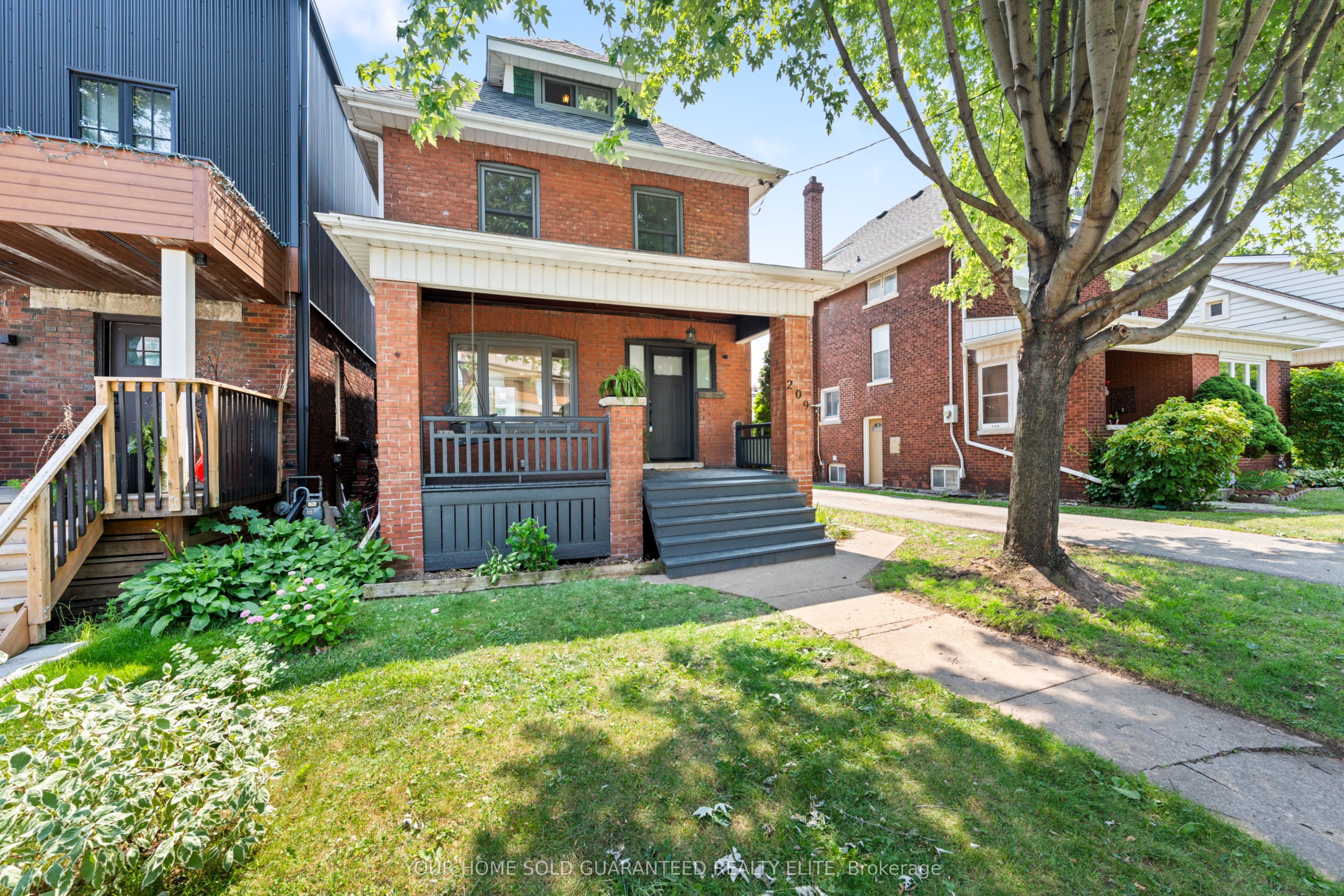 209 Rothsay Ave Property Photo 1