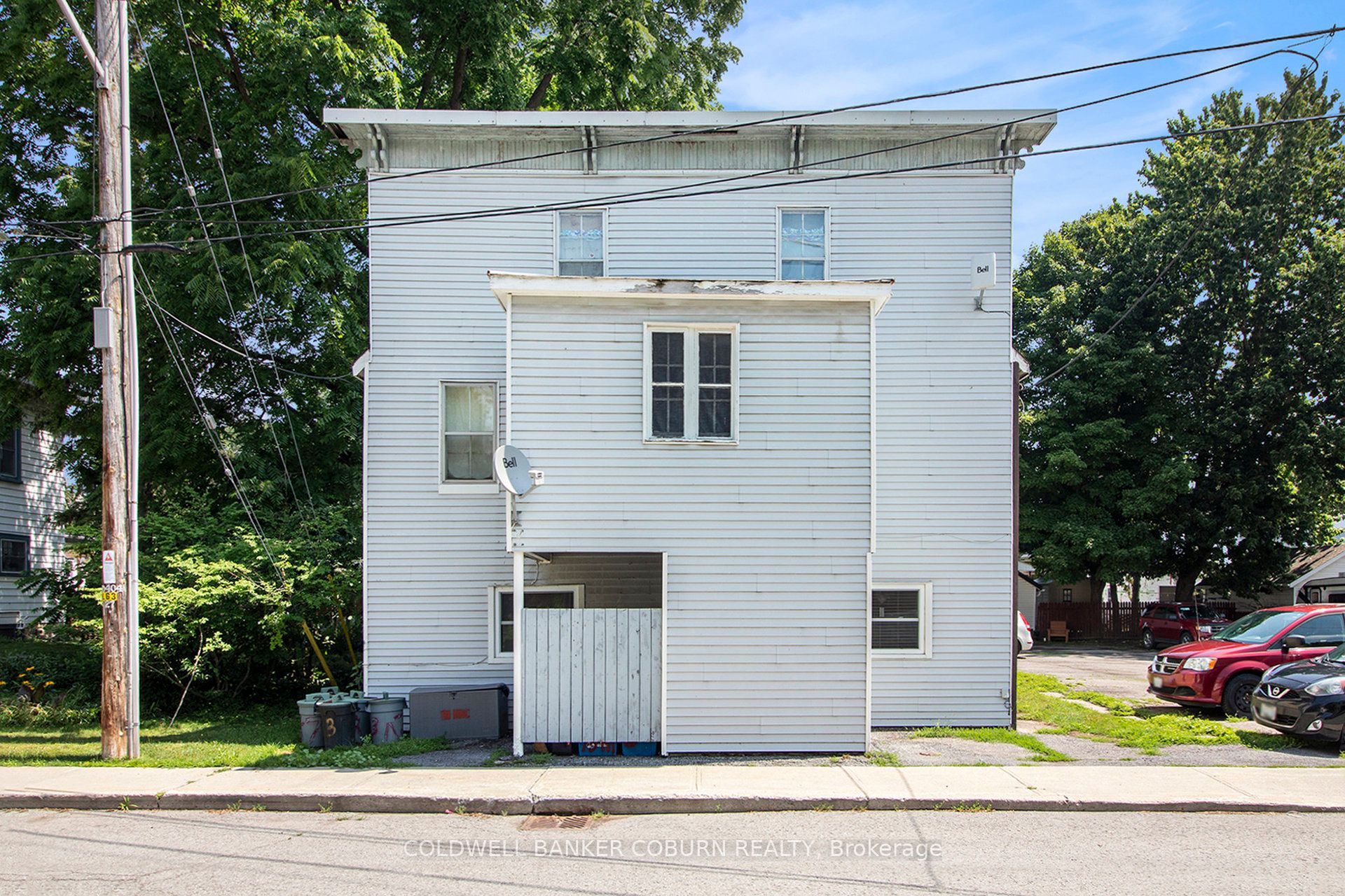 73 King St E Property Photo 1