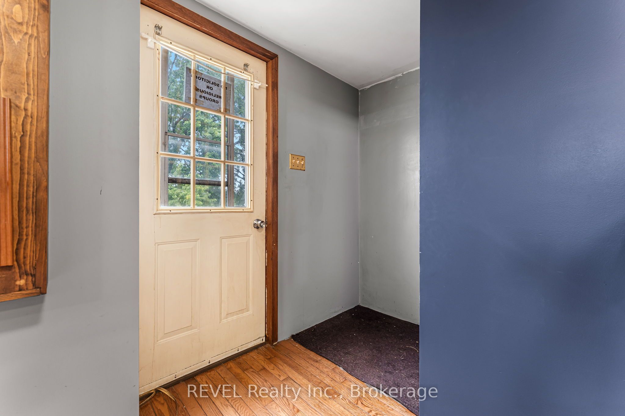 1032 Elm Street Property Photo 16