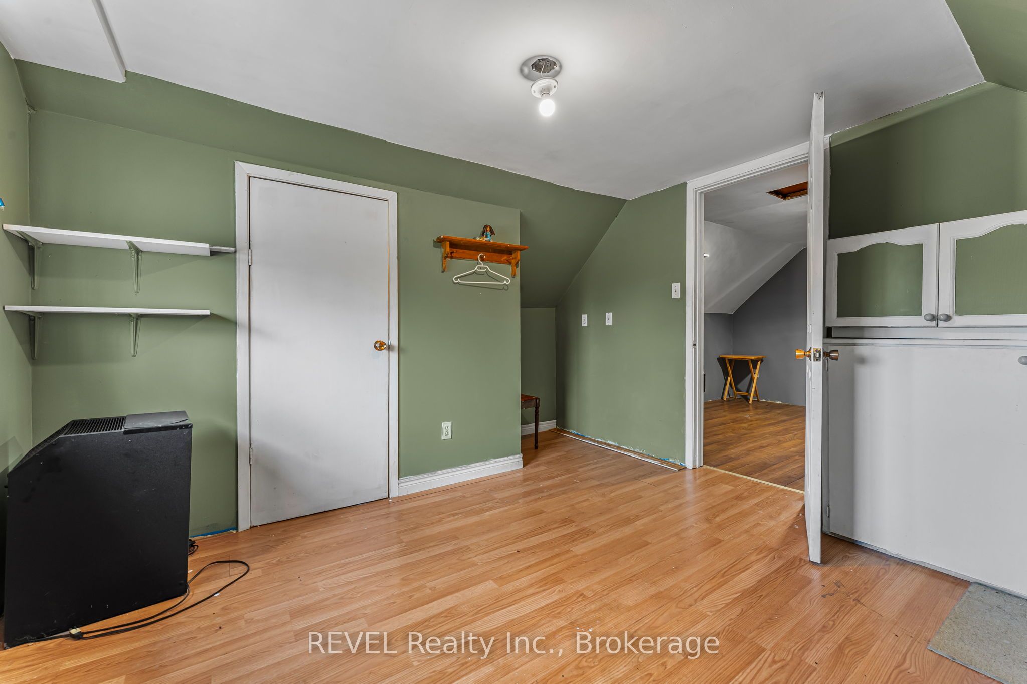 1032 Elm Street Property Photo 20