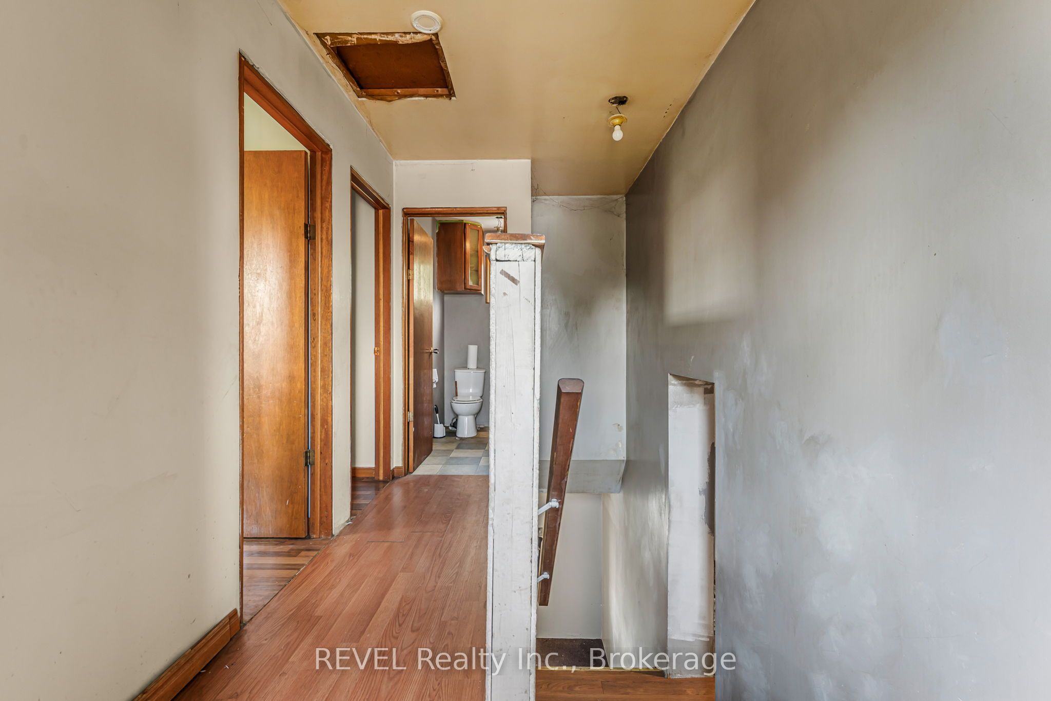 1032 Elm Street Property Photo 21
