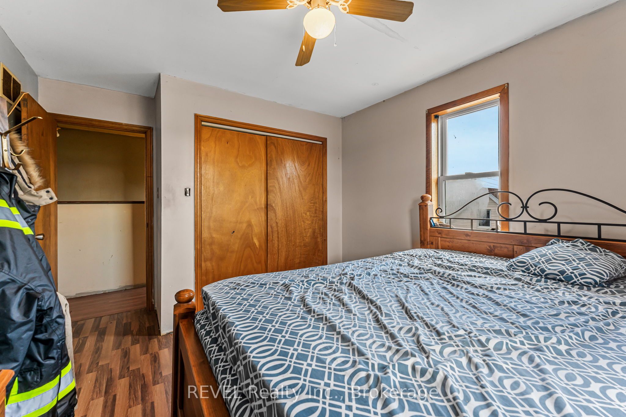 1032 Elm Street Property Photo 23