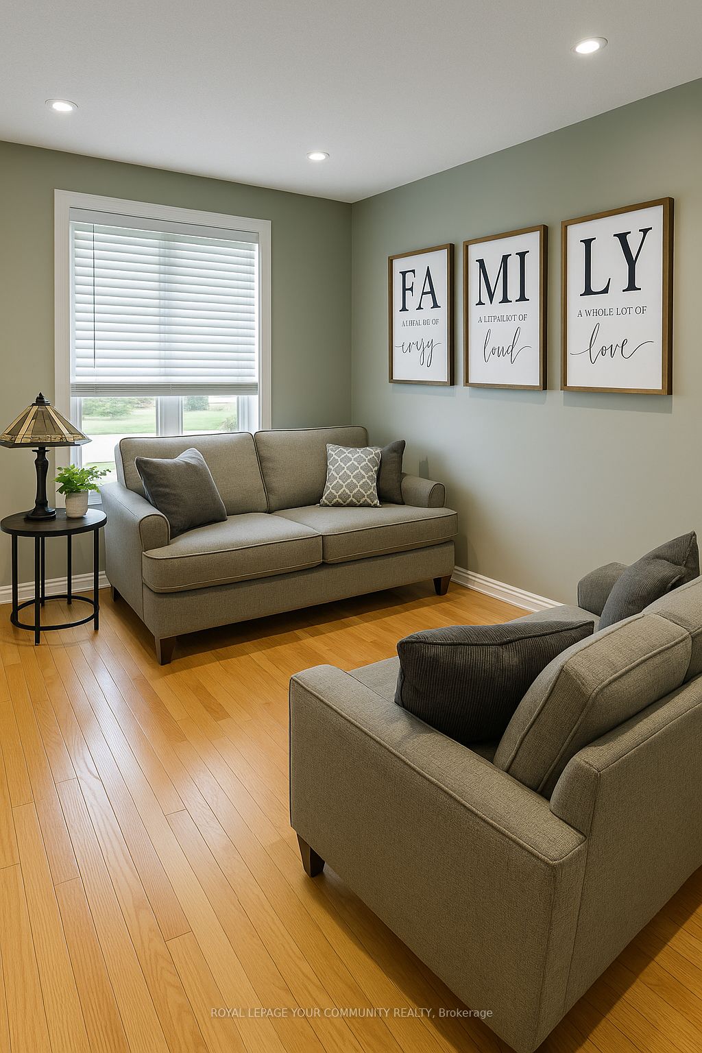 69 Branlyn Crescent Property Photo 5