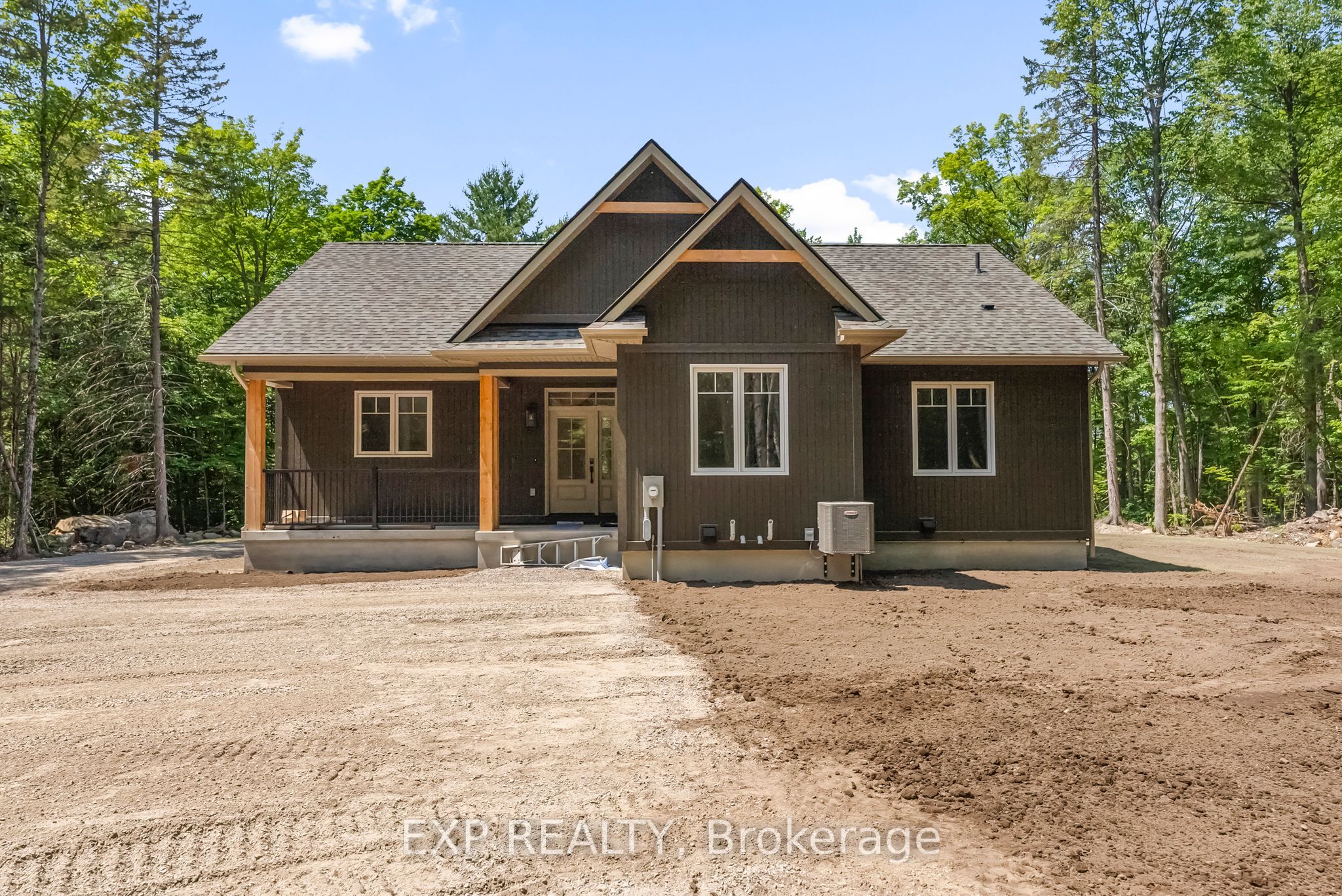 747 Lakewoods Drive Property Photo 1
