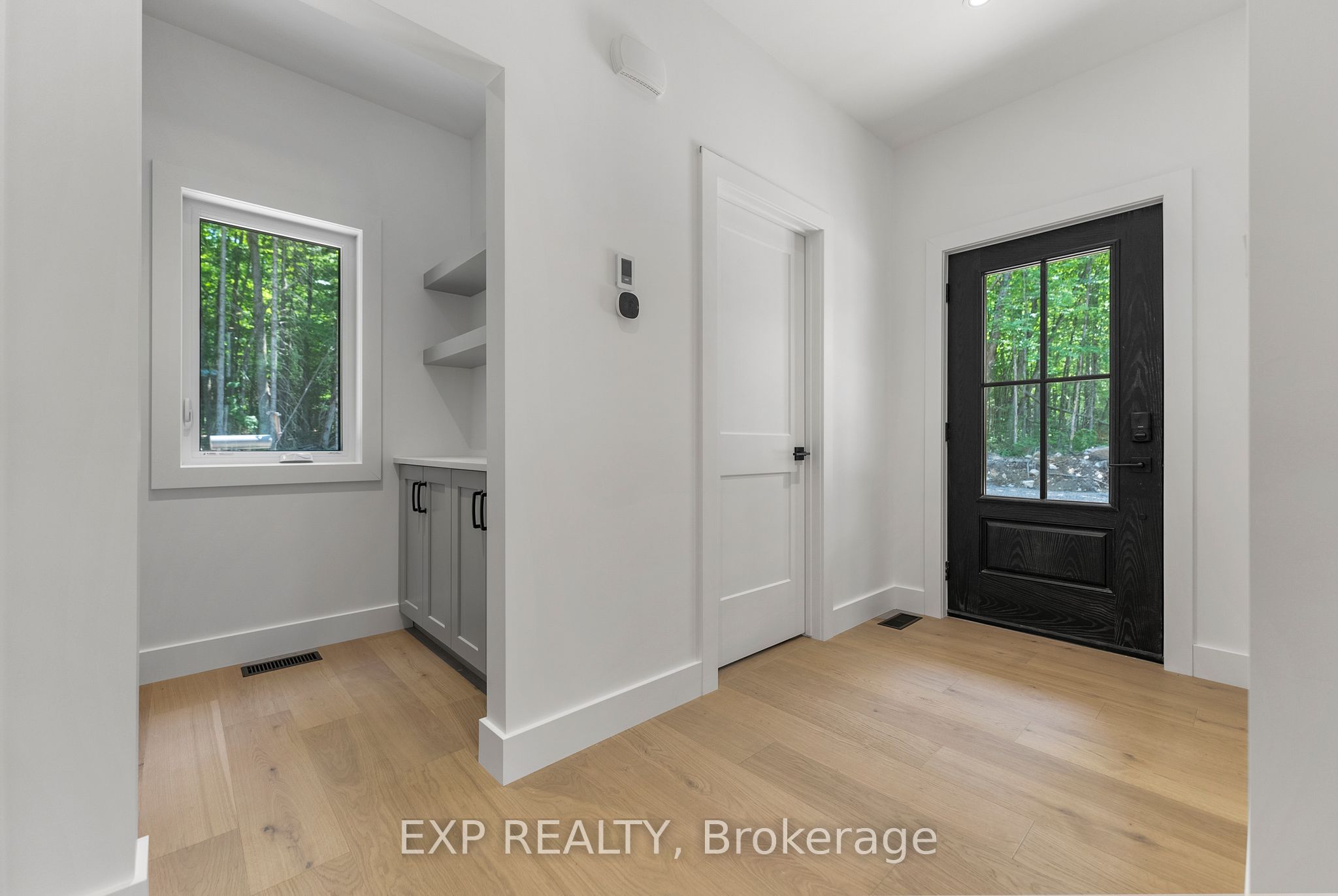 743 Lakewoods Drive Property Photo 7