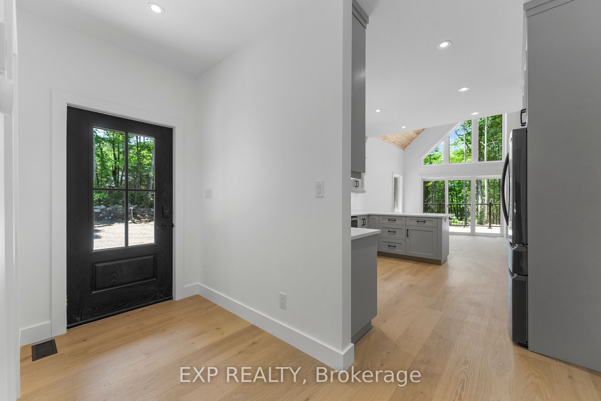 743 Lakewoods Drive Property Photo 8