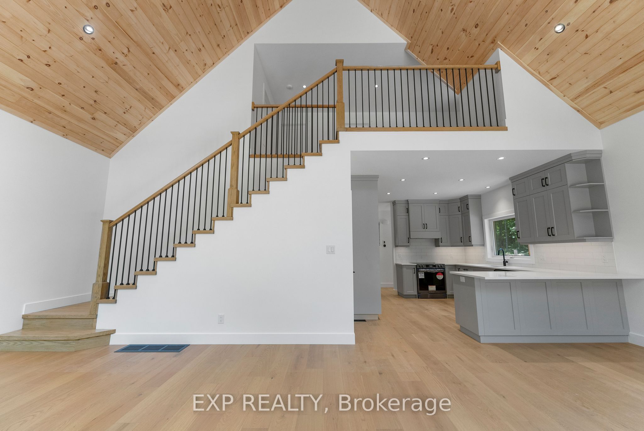 743 Lakewoods Drive Property Photo 17