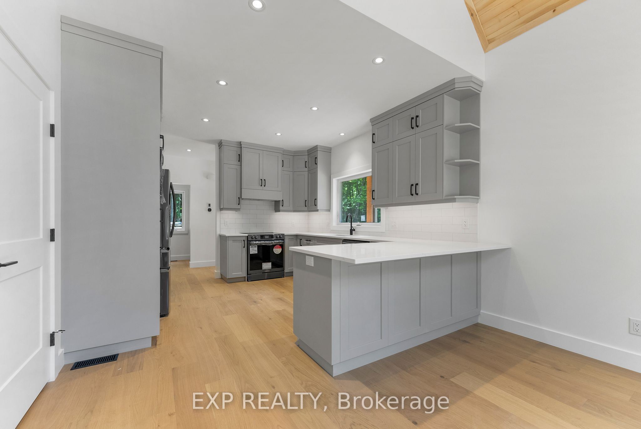 743 Lakewoods Drive Property Photo 22